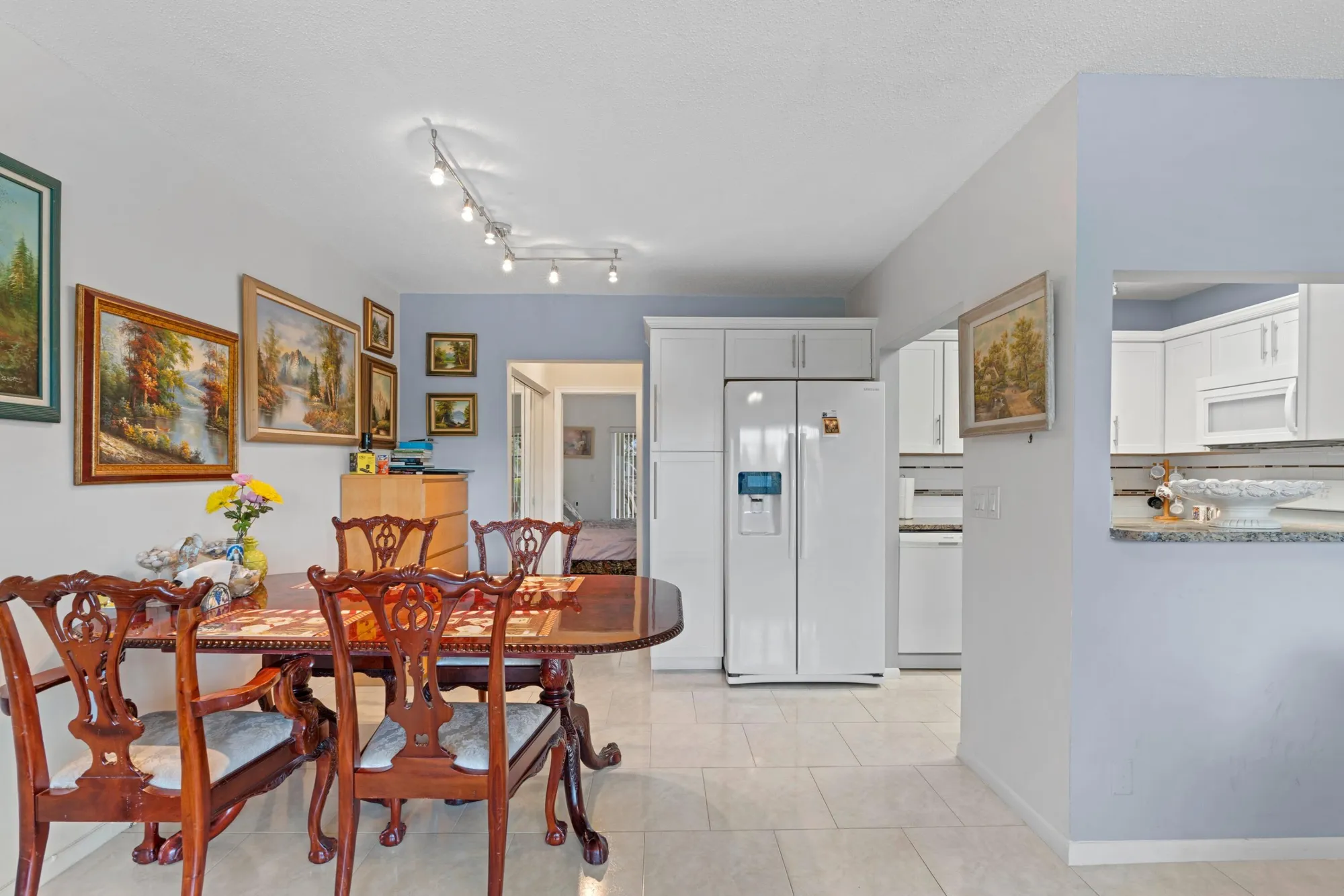 Property Slideshow image 4 of 15 | 279 coventry l, West Palm Beach, FL, 33417