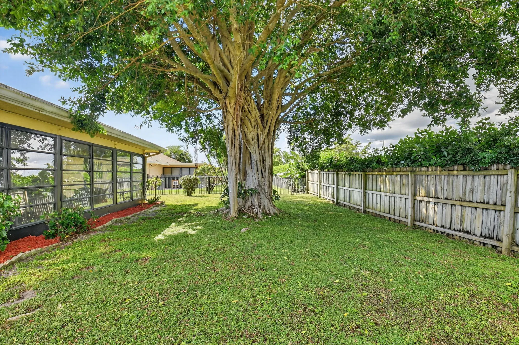 Property Slideshow image 34 of 38 | 14663 hideaway lake ln, Delray Beach, FL, 33484