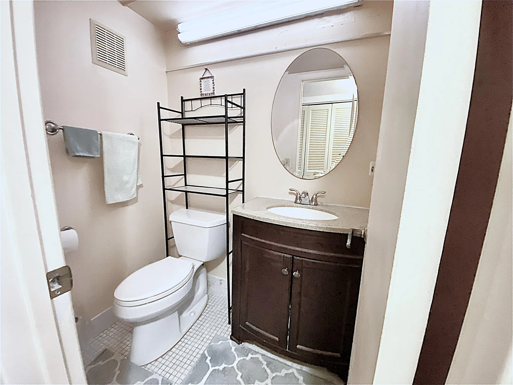 Property Slideshow image 18 of 55 | 384 tilford r, Deerfield Beach, FL, 33442