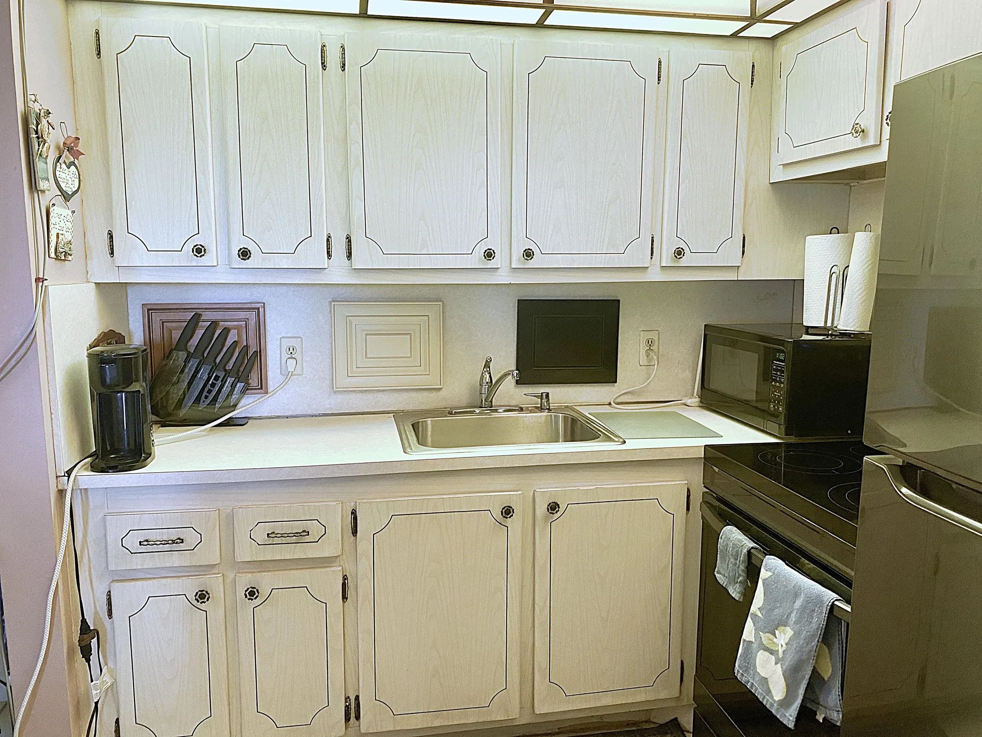 Property Slideshow image 6 of 55 | 384 tilford r, Deerfield Beach, FL, 33442