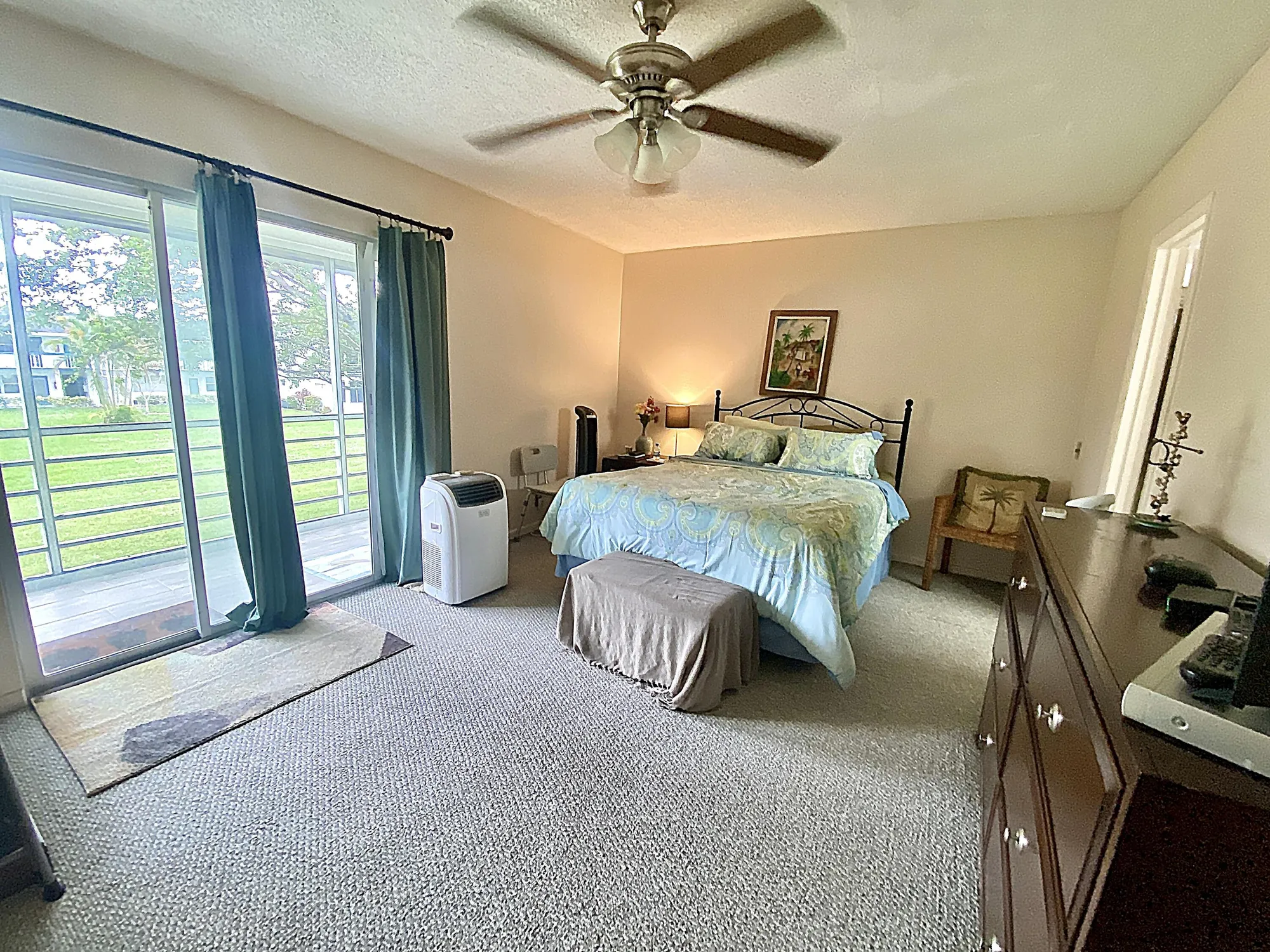 Property Slideshow image 19 of 55 | 384 tilford r, Deerfield Beach, FL, 33442