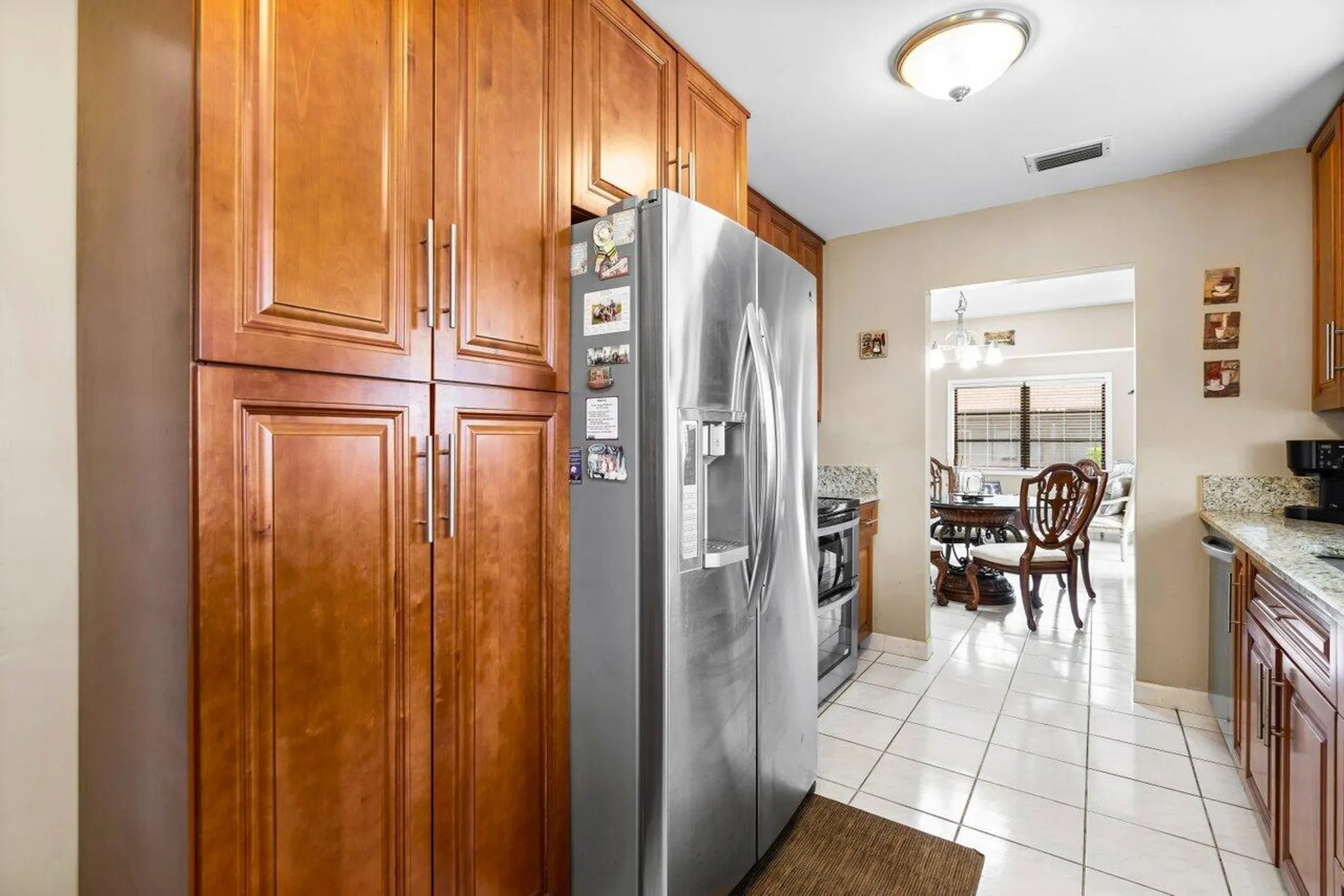 Property Slideshow image 11 of 46 | 6369 lakemont cir, Greenacres, FL, 33463