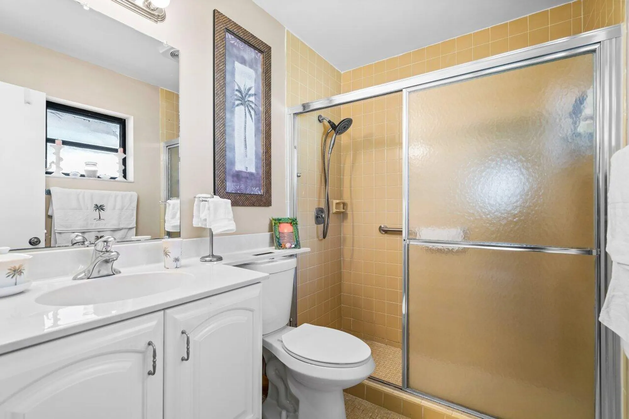 Property Slideshow image 17 of 46 | 6369 lakemont cir, Greenacres, FL, 33463