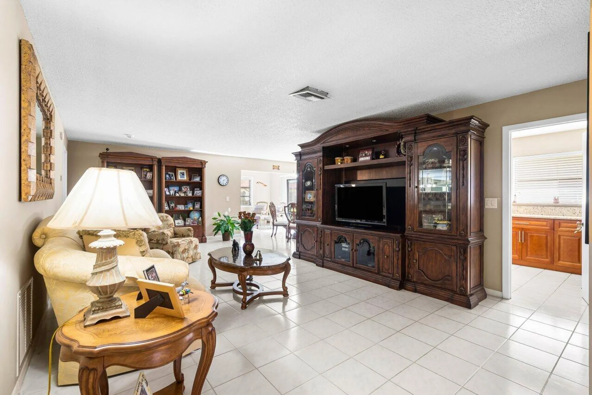 Property Slideshow image 4 of 46 | 6369 lakemont cir, Greenacres, FL, 33463