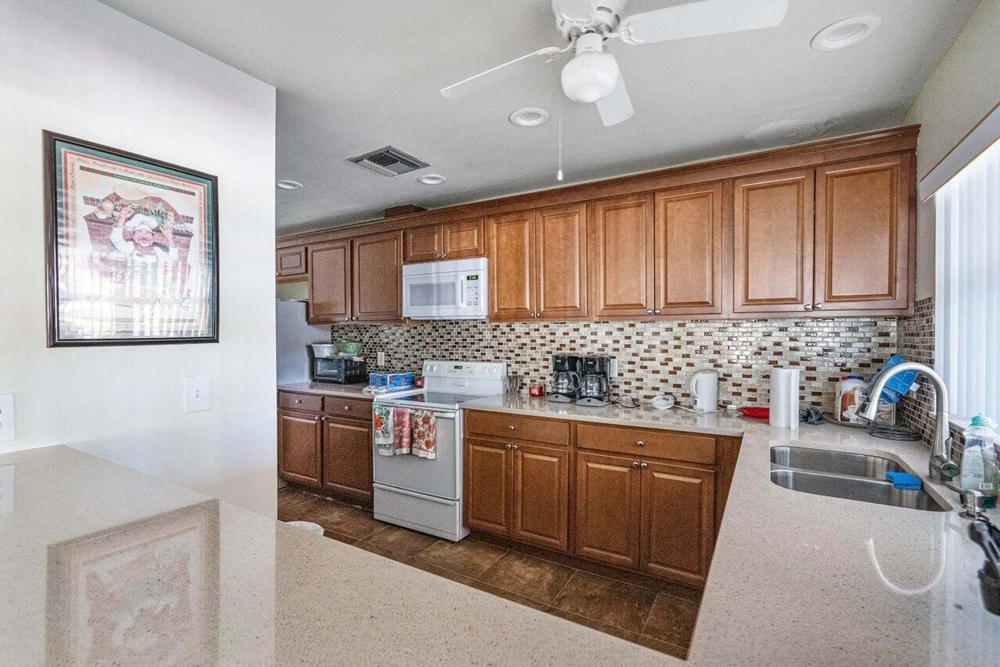 Property Slideshow image 37 of 46 | 6369 lakemont cir, Greenacres, FL, 33463