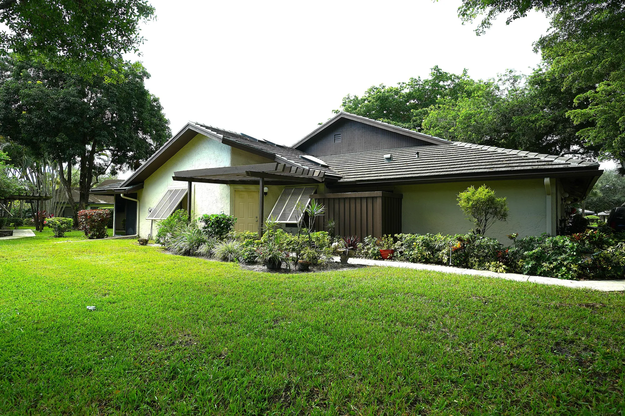 Property Slideshow image 1 of 25 | 10084 cherrywood pl, Boynton Beach, FL, 33437
