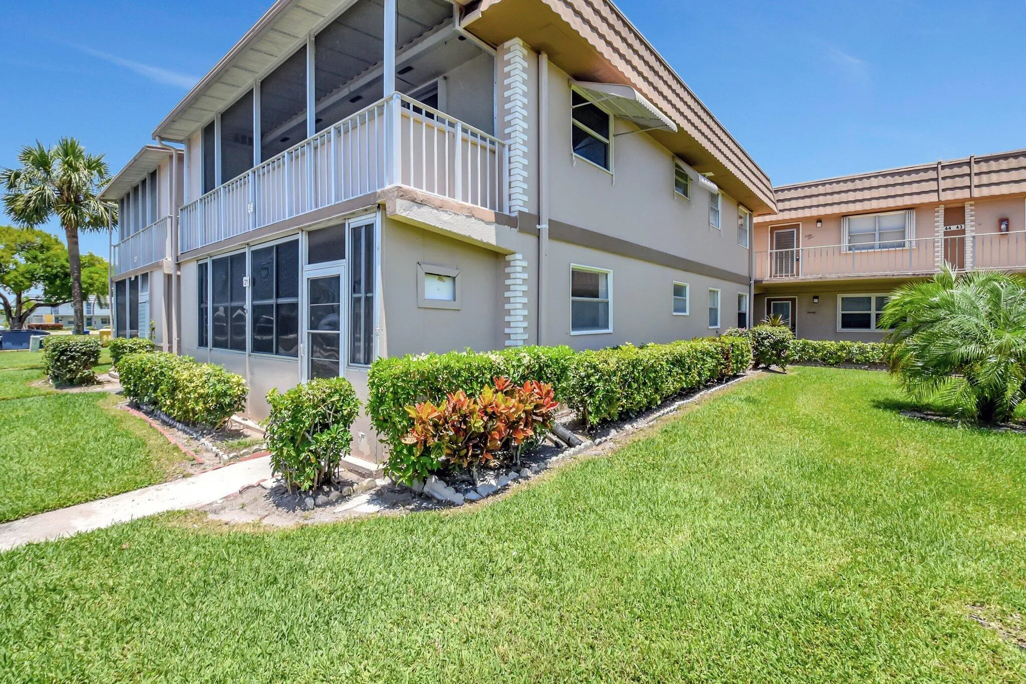 Property Slideshow image 20 of 38 | 21 brittany a, Delray Beach, FL, 33446