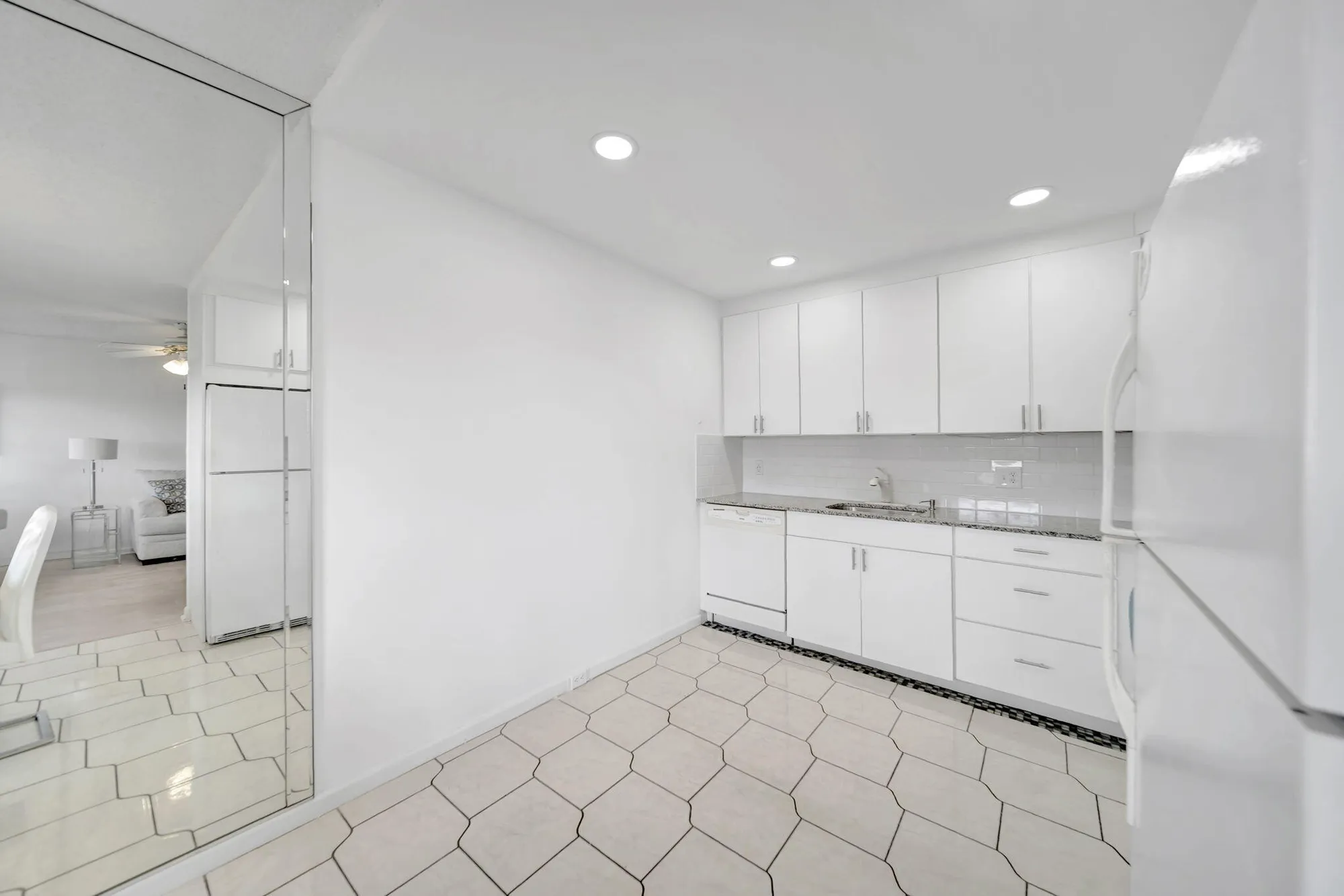 Property Slideshow image 11 of 87 | 4039 rexford c, Boca Raton, FL, 33434