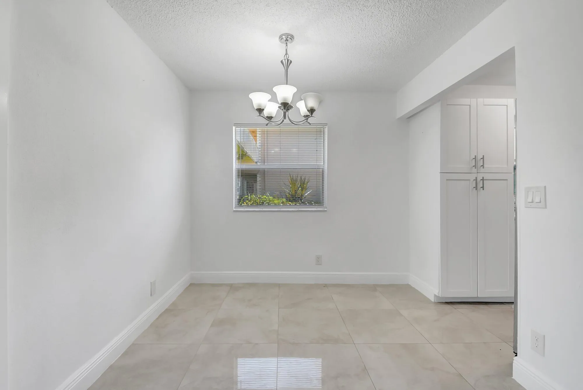 Property Slideshow image 4 of 38 | 21 brittany a, Delray Beach, FL, 33446