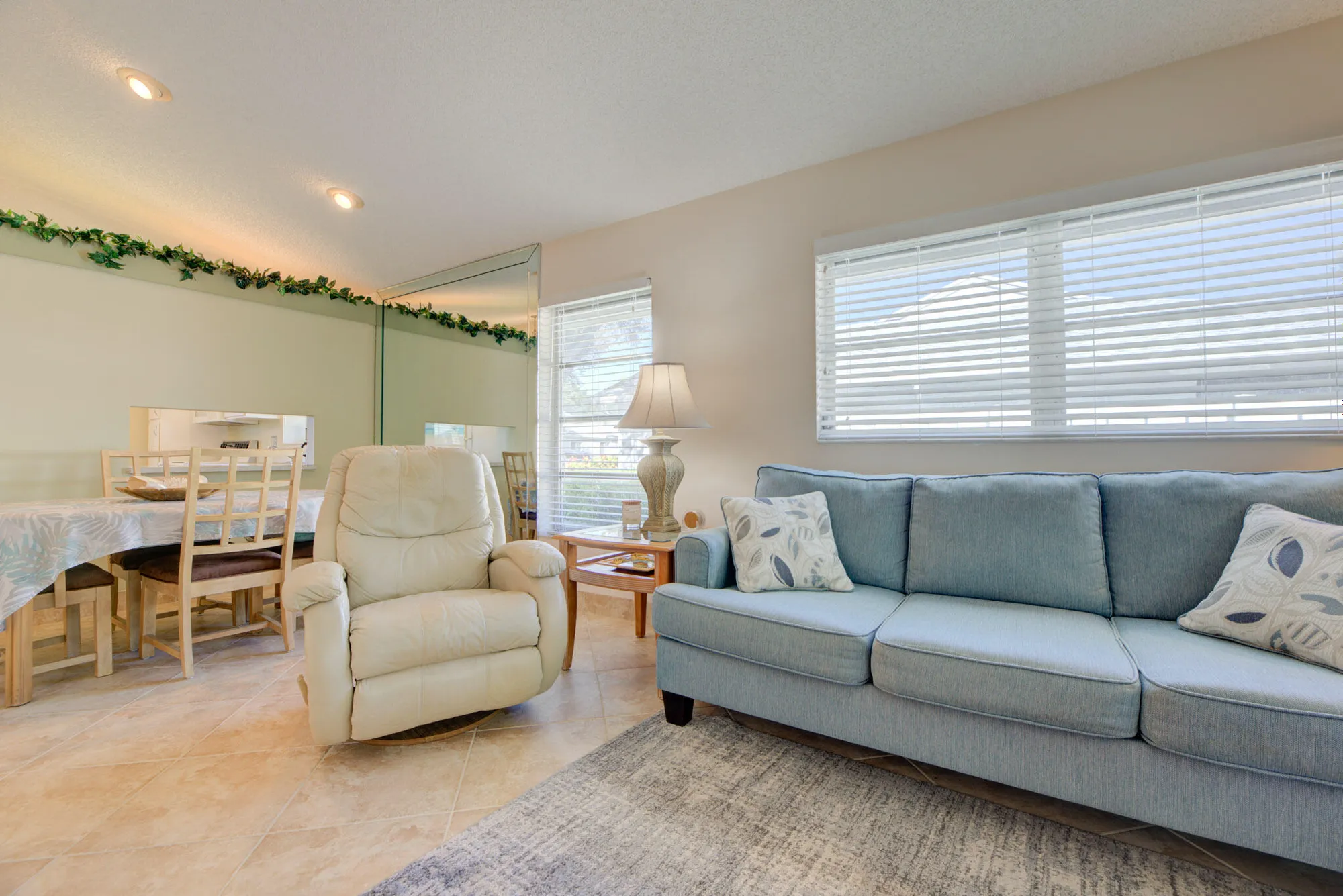 Property Slideshow image 12 of 45 | 8624 sunbird pl, Boca Raton, FL, 33496