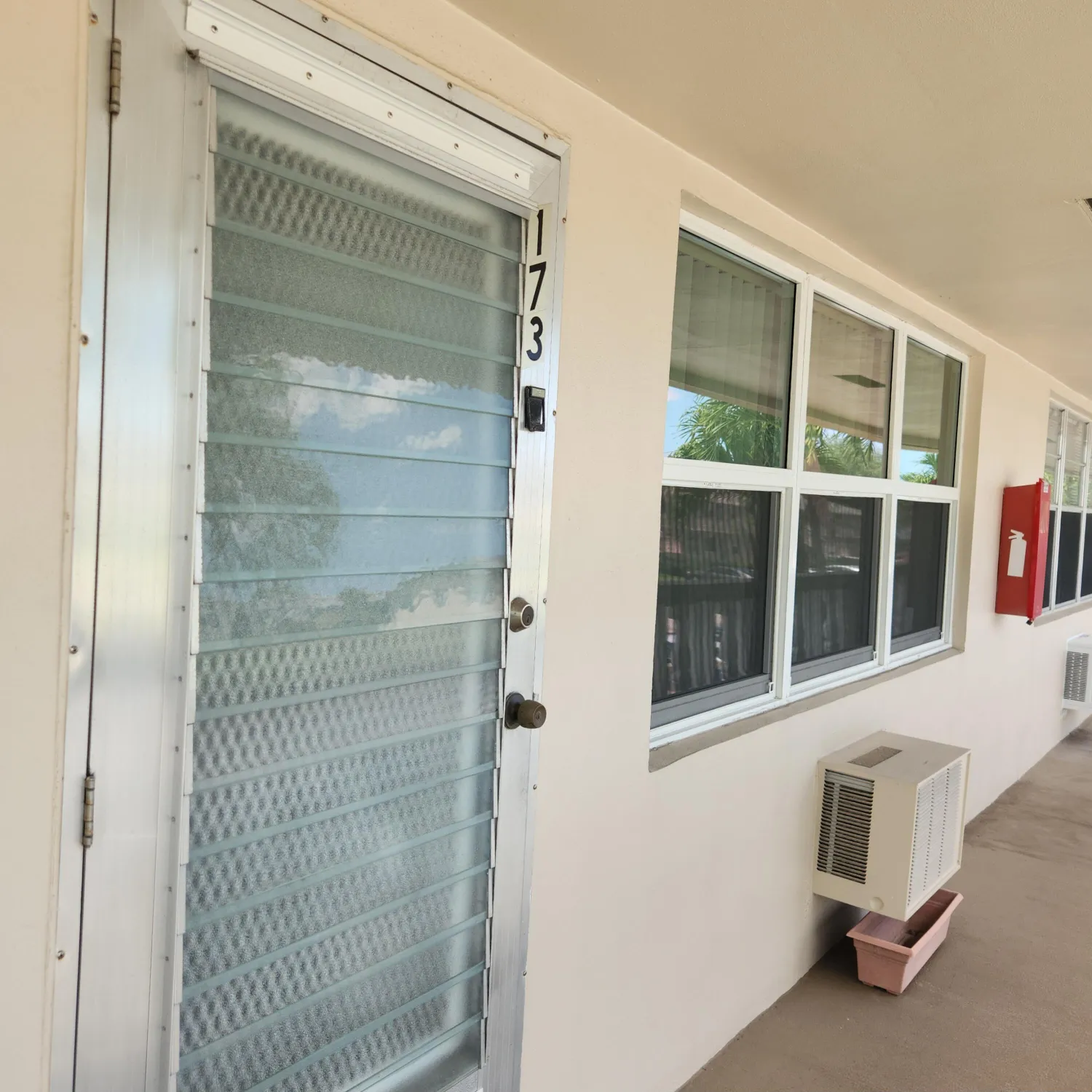 Property Slideshow image 17 of 36 | 173 kent j, West Palm Beach, FL, 33417