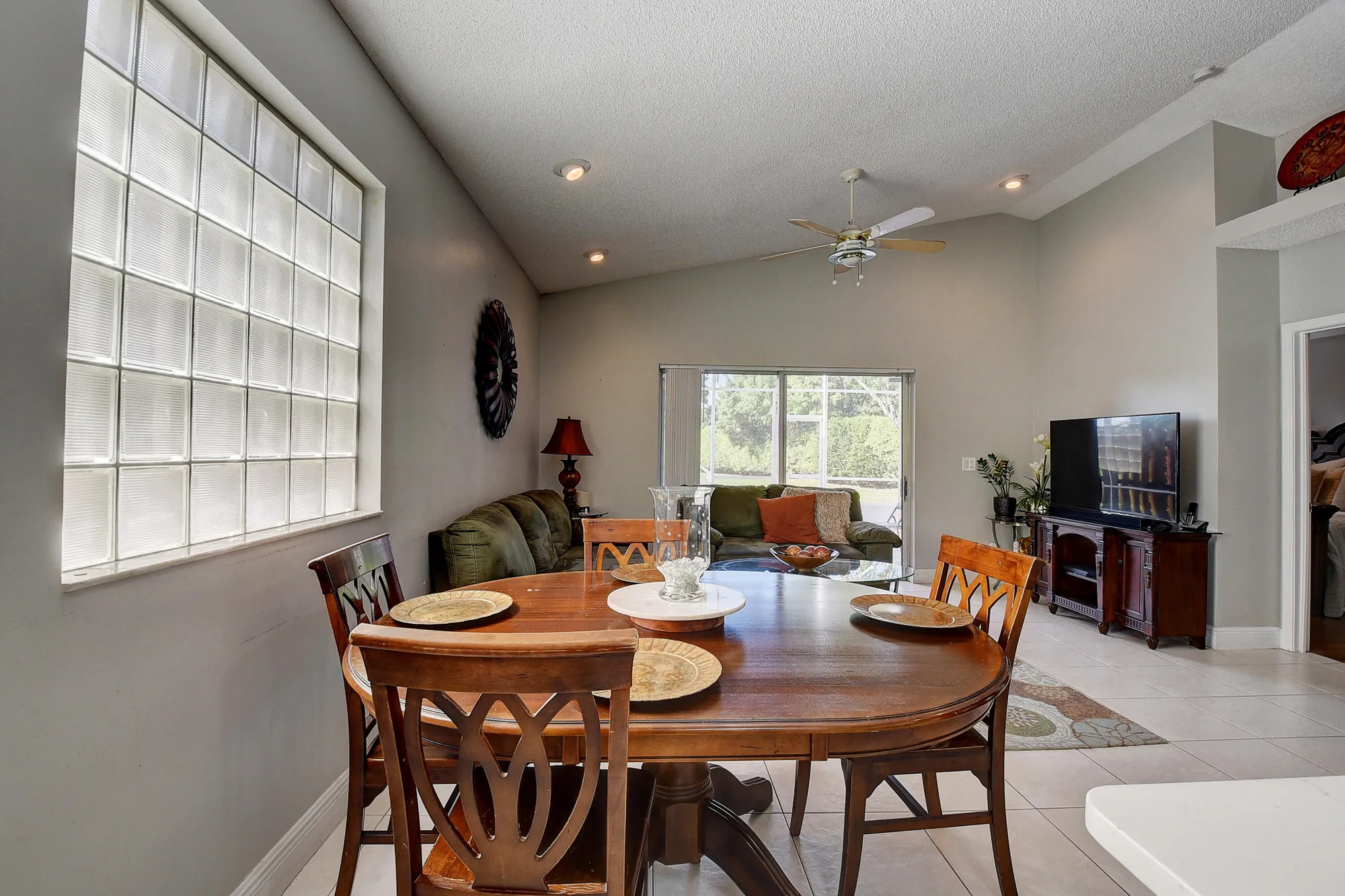 Property Slideshow image 16 of 73 | 7744 cherry blossom way, Boynton Beach, FL, 33437