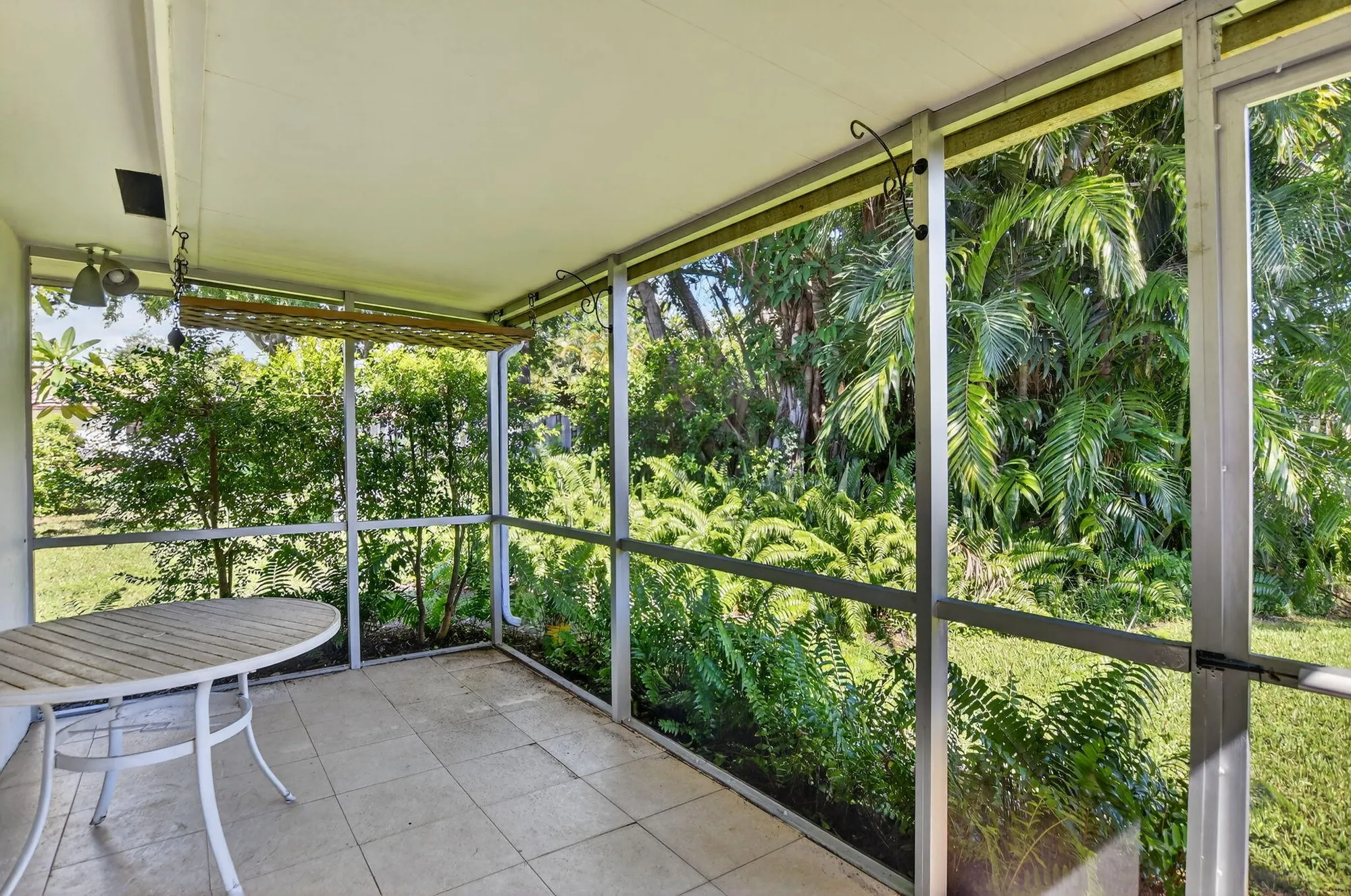 Property Slideshow image 22 of 30 | 303 nw 42nd st, Boca Raton, FL, 33431