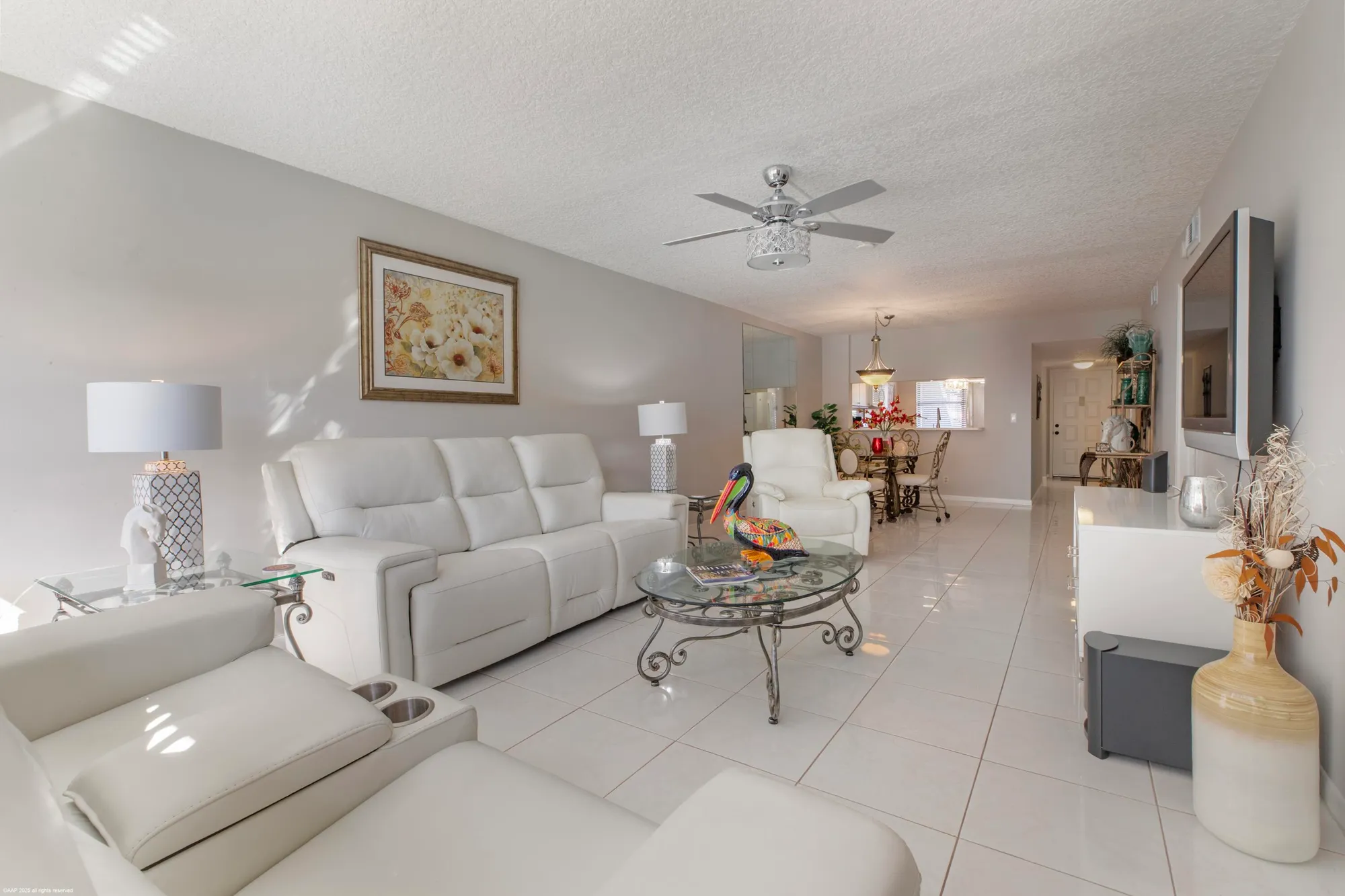 Property Slideshow image 7 of 29 | 7698 tahiti ln 105, Lake Worth, FL, 33467