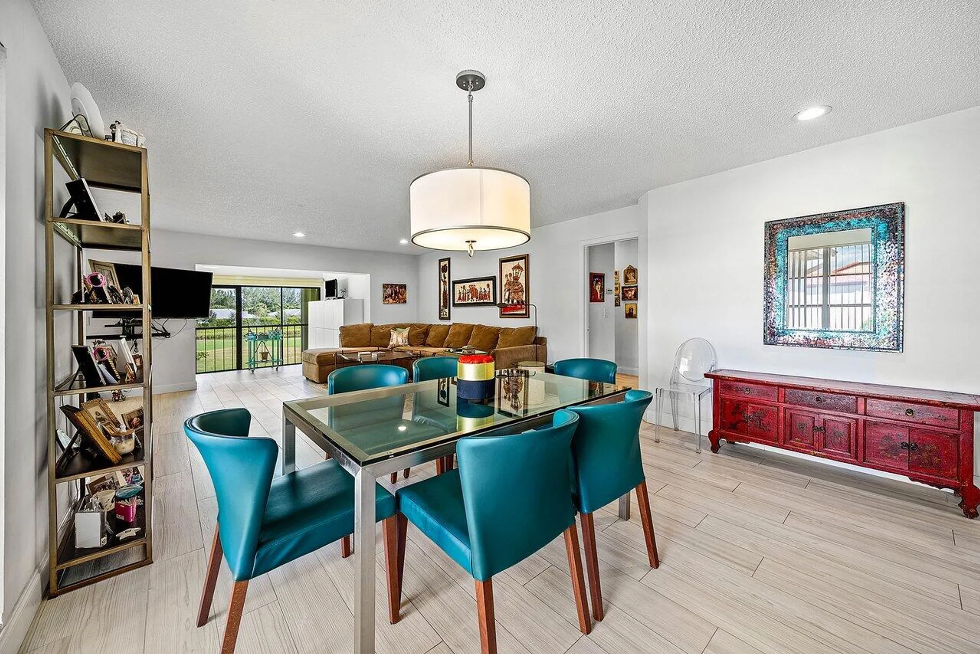 Property Slideshow image 10 of 40 | 7920 eastlake dr apt 19b, Boca Raton, FL, 33433