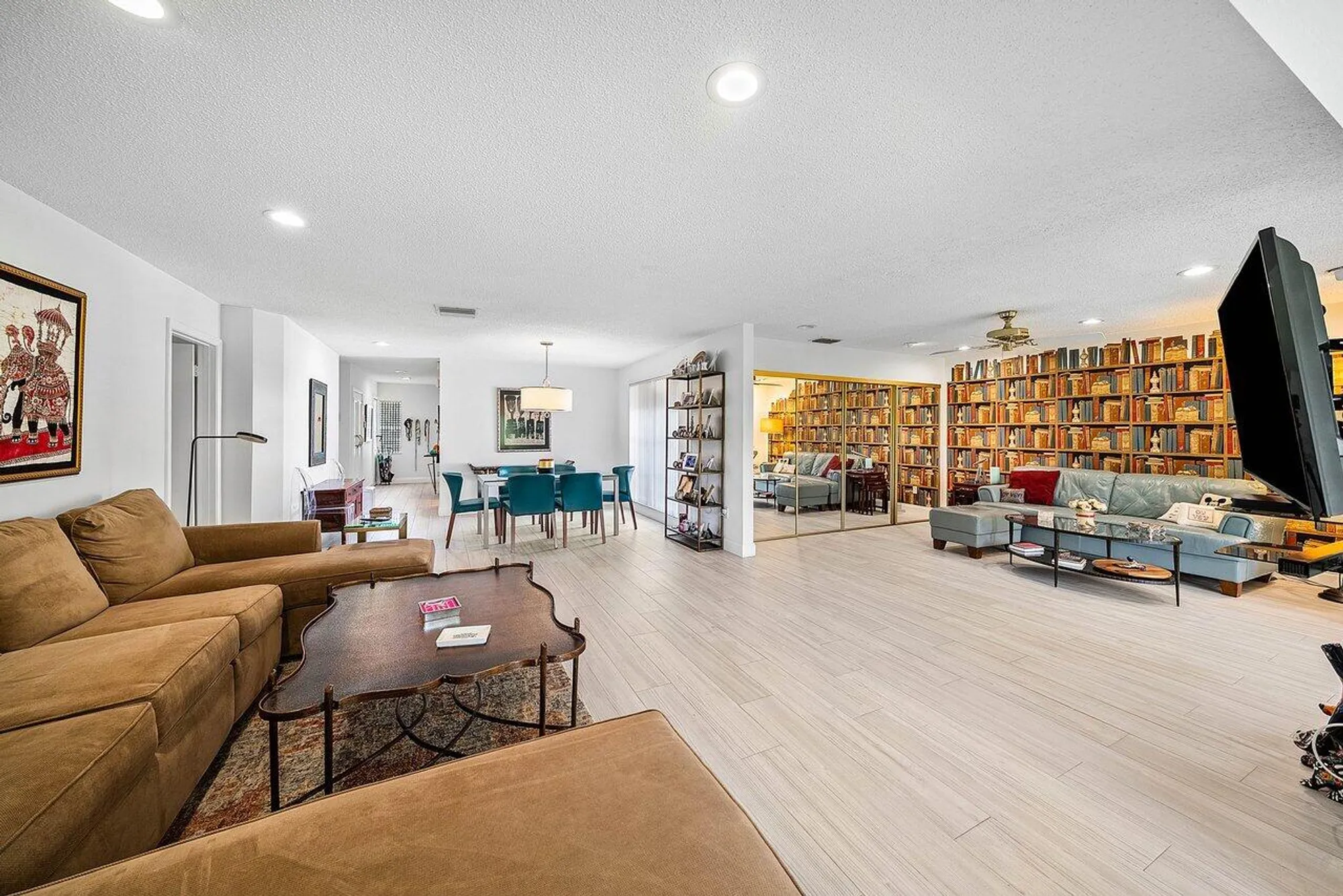 Property Slideshow image 12 of 40 | 7920 eastlake dr apt 19b, Boca Raton, FL, 33433