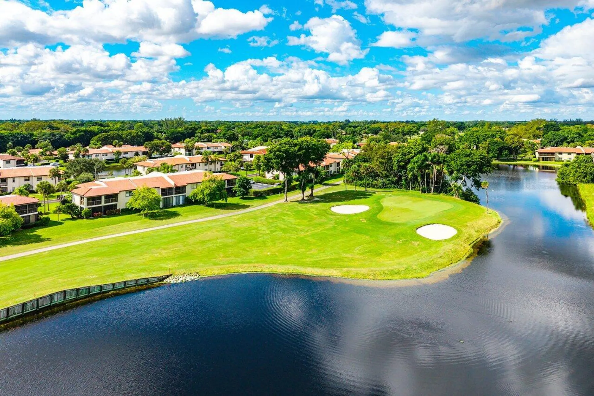 Property Slideshow image 33 of 40 | 7920 eastlake dr apt 19b, Boca Raton, FL, 33433