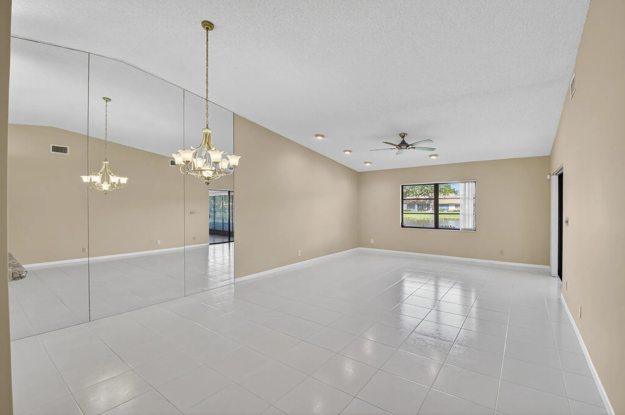 Property Slideshow image 8 of 41 | 8205 springview ter, Boca Raton, FL, 33496