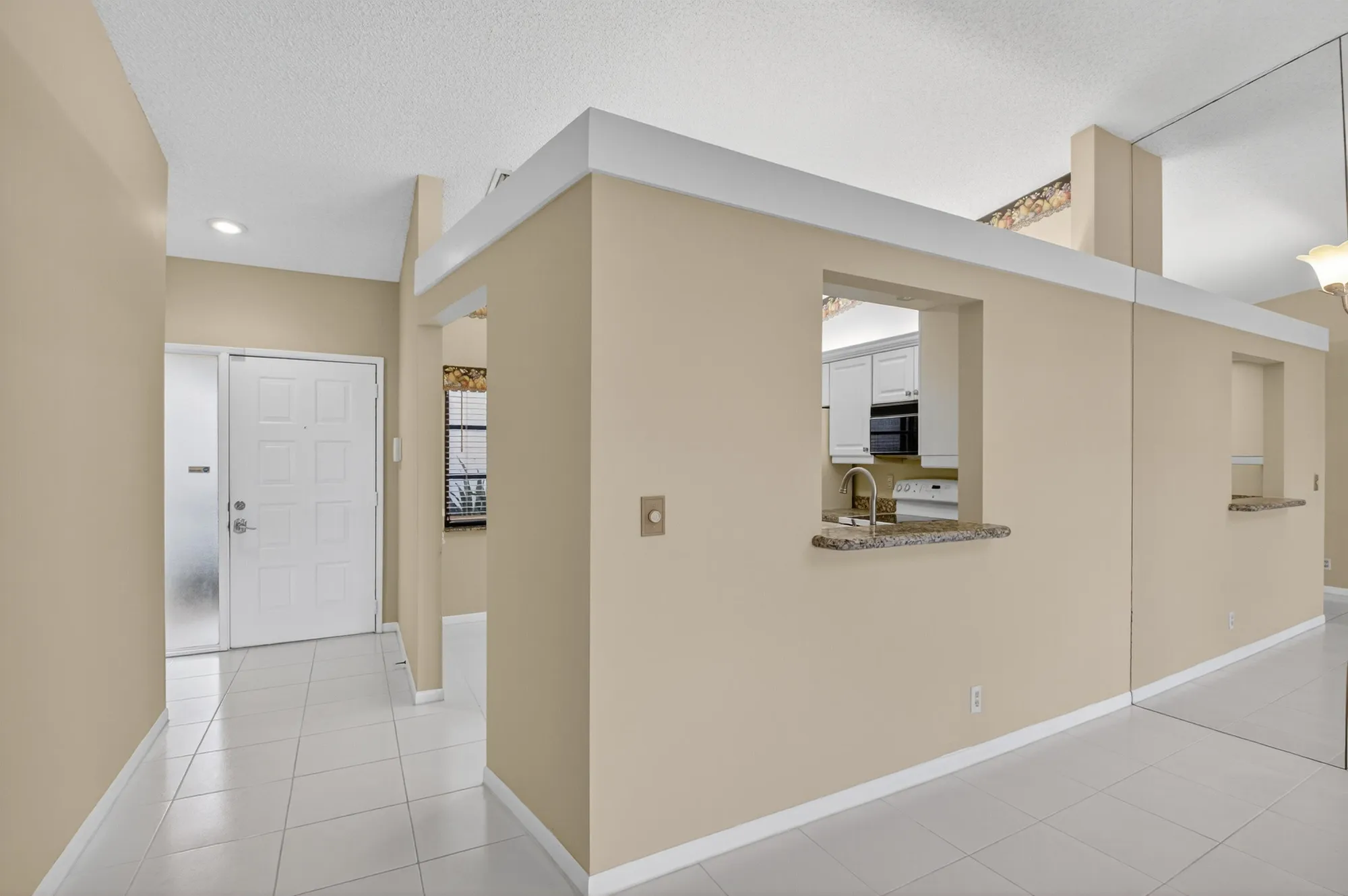 Property Slideshow image 15 of 41 | 8205 springview ter, Boca Raton, FL, 33496