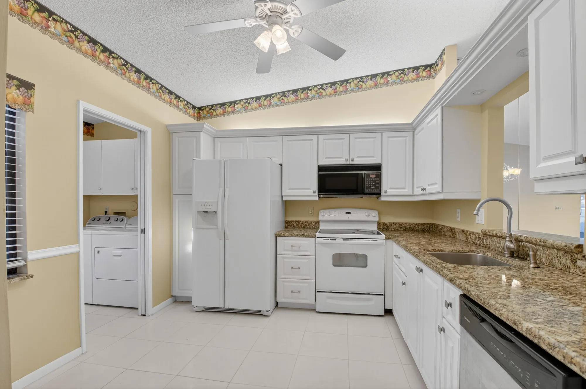 Property Slideshow image 16 of 41 | 8205 springview ter, Boca Raton, FL, 33496