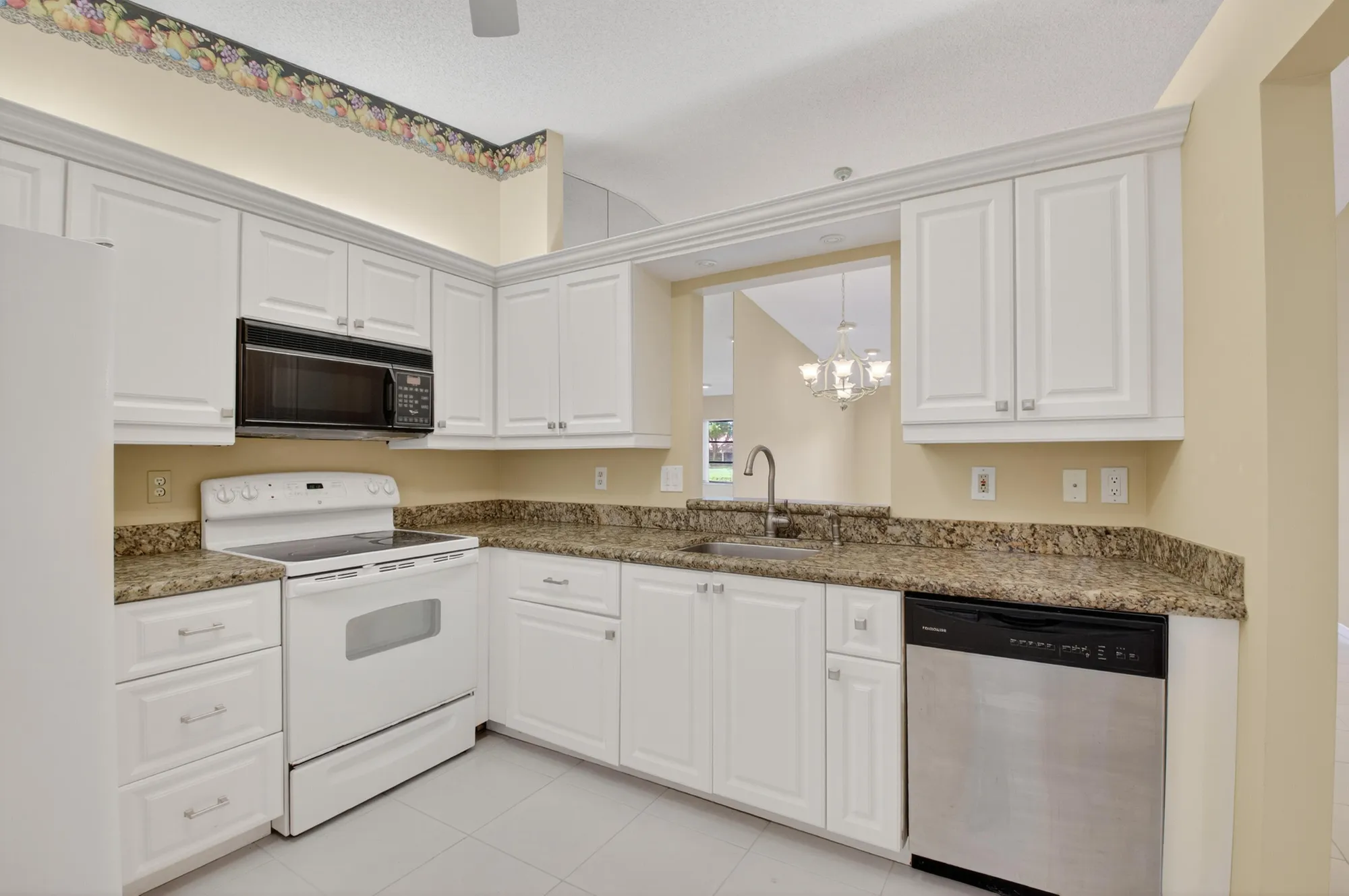 Property Slideshow image 17 of 41 | 8205 springview ter, Boca Raton, FL, 33496