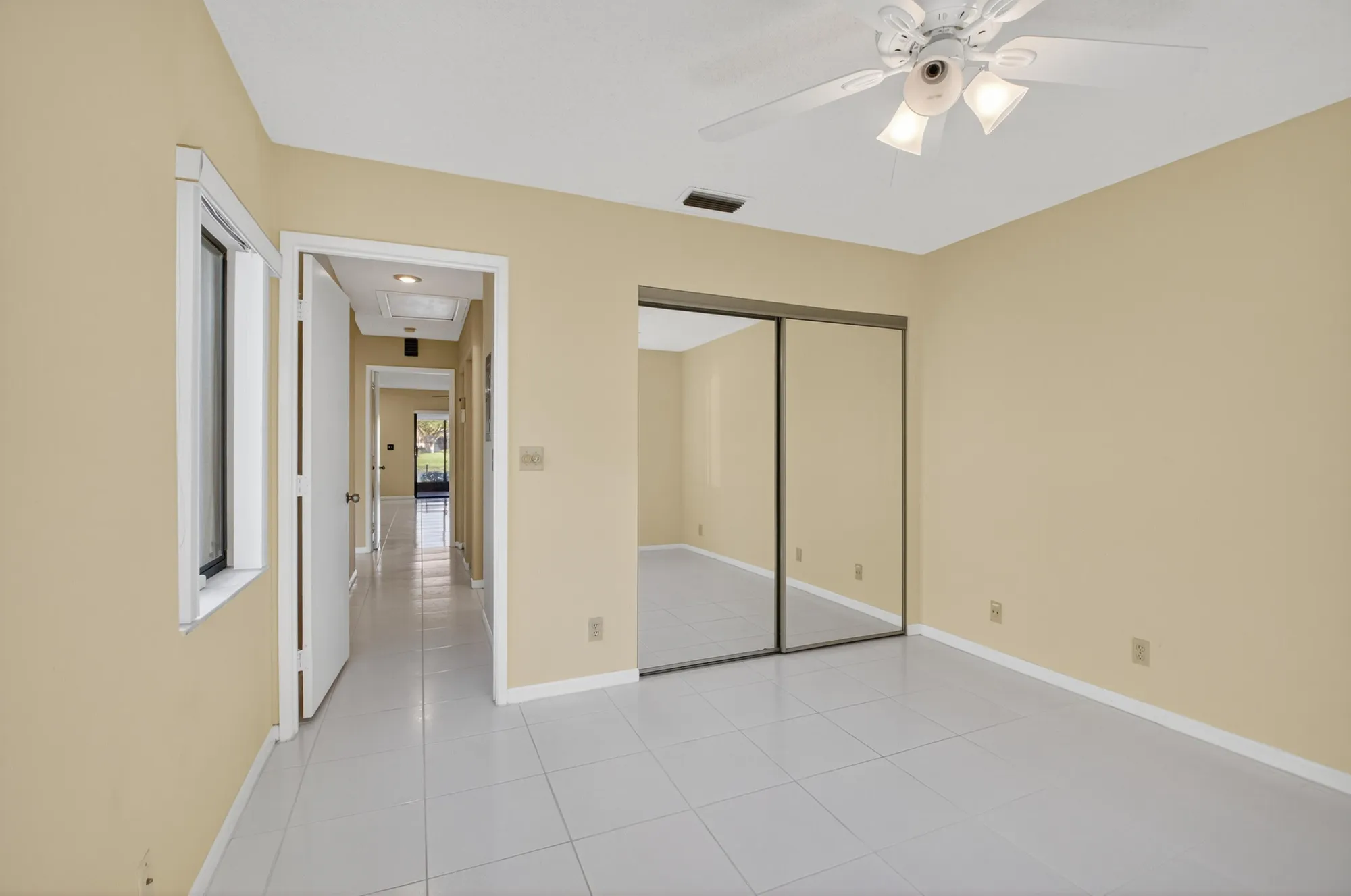 Property Slideshow image 22 of 41 | 8205 springview ter, Boca Raton, FL, 33496