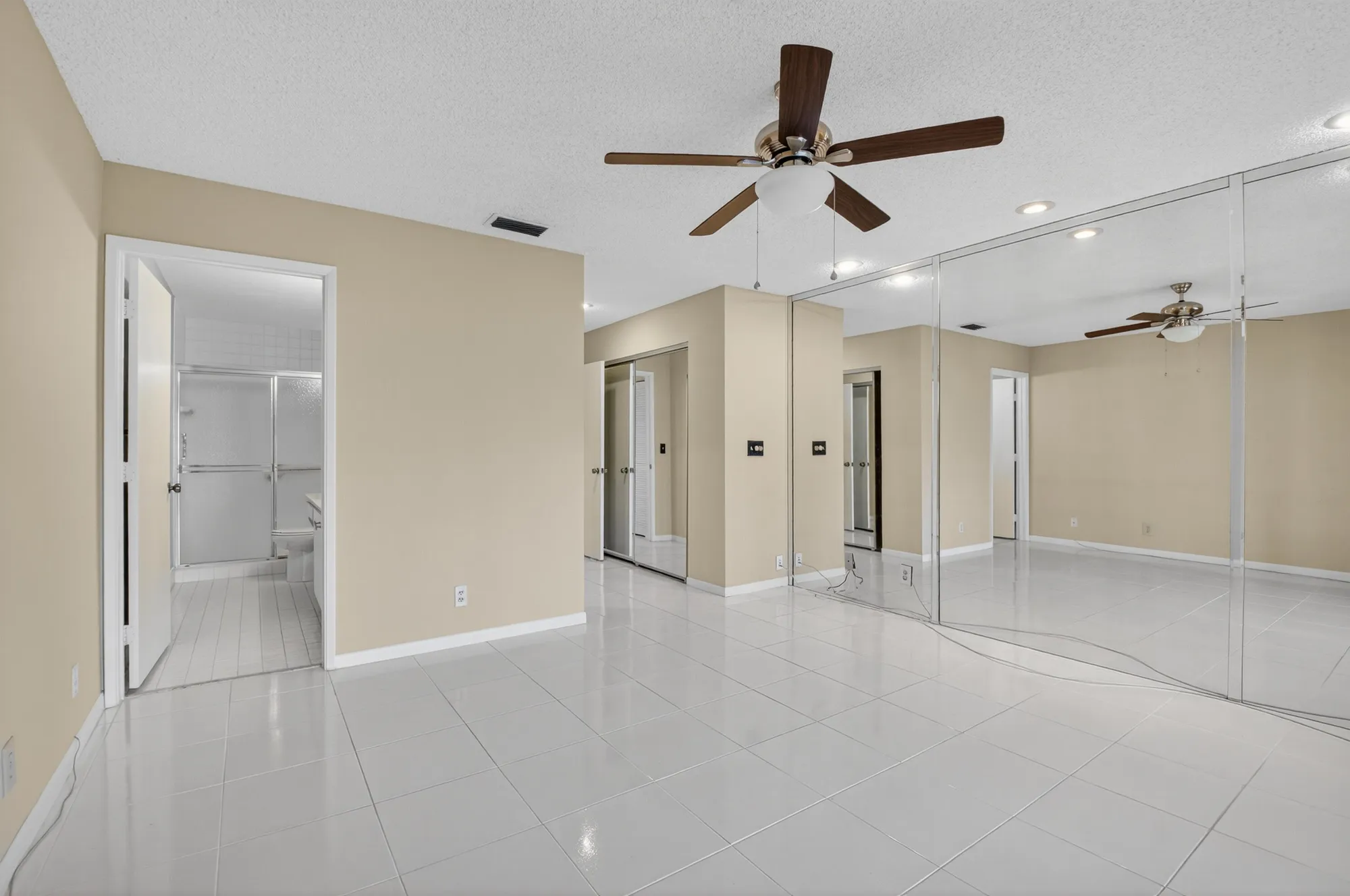 Property Slideshow image 26 of 41 | 8205 springview ter, Boca Raton, FL, 33496