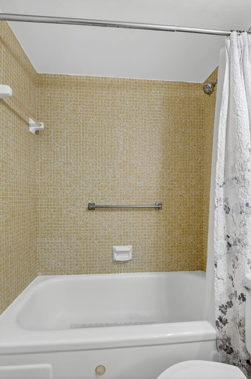 Property Slideshow image 17 of 61 | 386 tilford r, Deerfield Beach, FL, 33442