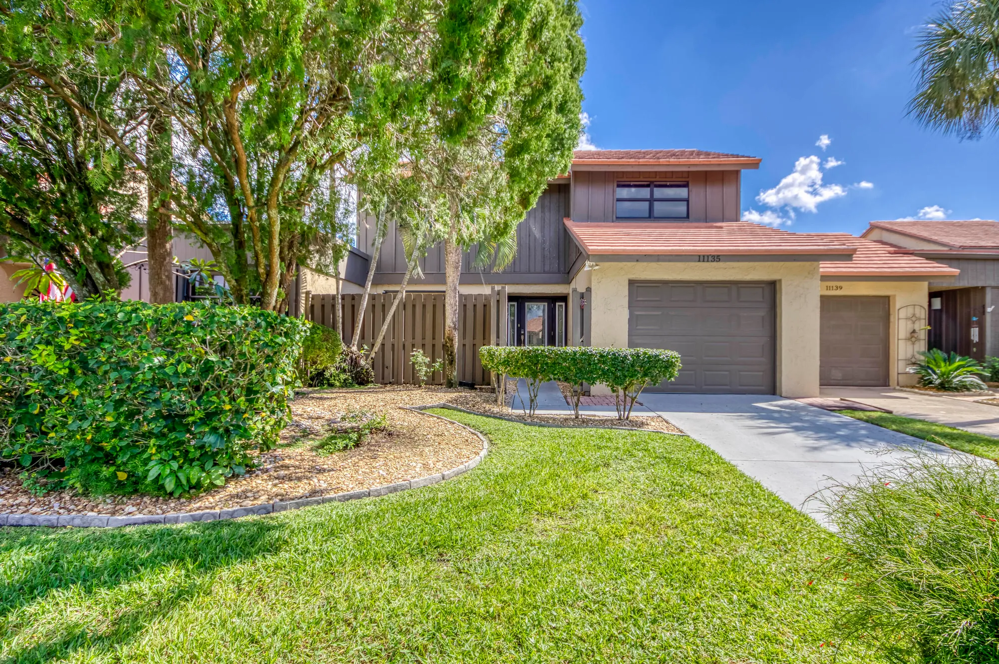 Property Slideshow image 2 of 42 | 11135 oakdale rd, Boynton Beach, FL, 33437