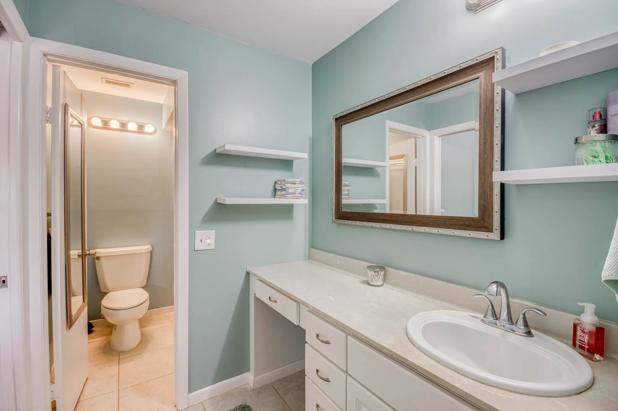 Property Slideshow image 19 of 42 | 11135 oakdale rd, Boynton Beach, FL, 33437