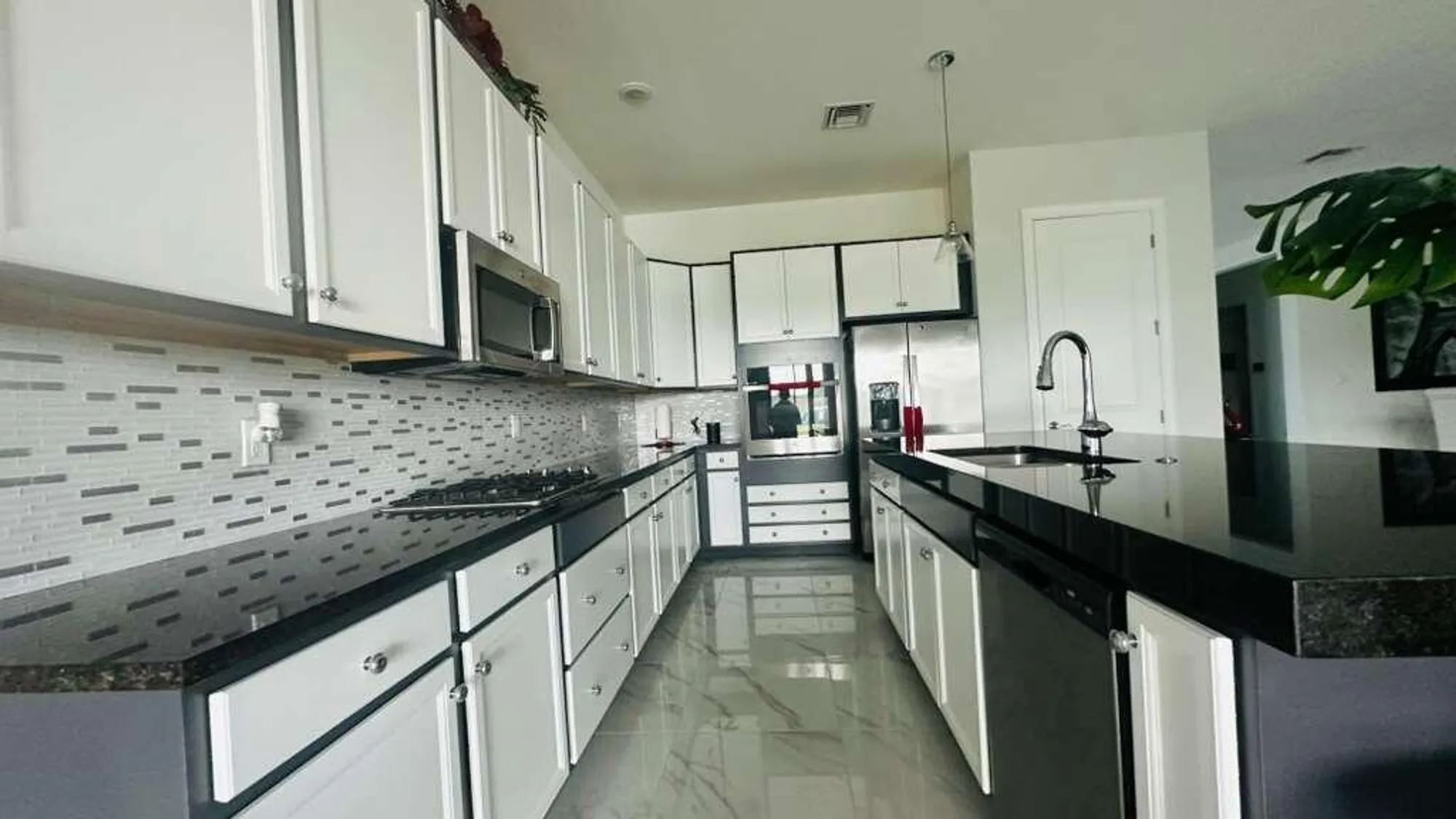 Property Slideshow image 6 of 57 | 15750 longboat key dr, Westlake, FL, 33470