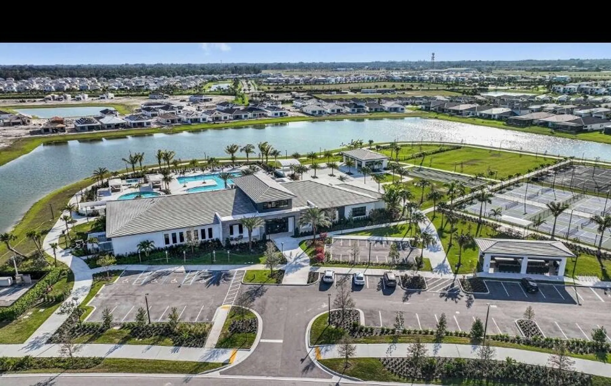 Property Slideshow image 36 of 57 | 15750 longboat key dr, Westlake, FL, 33470