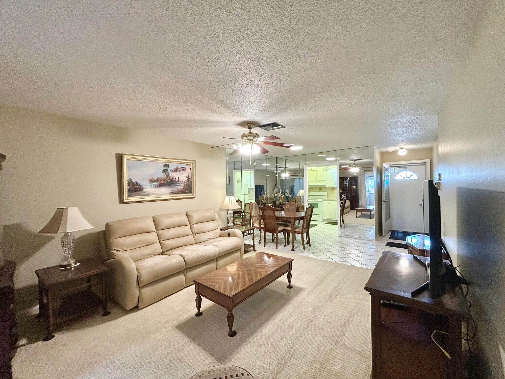 Property Slideshow image 7 of 37 | 2787 dudley dr g, West Palm Beach, FL, 33415