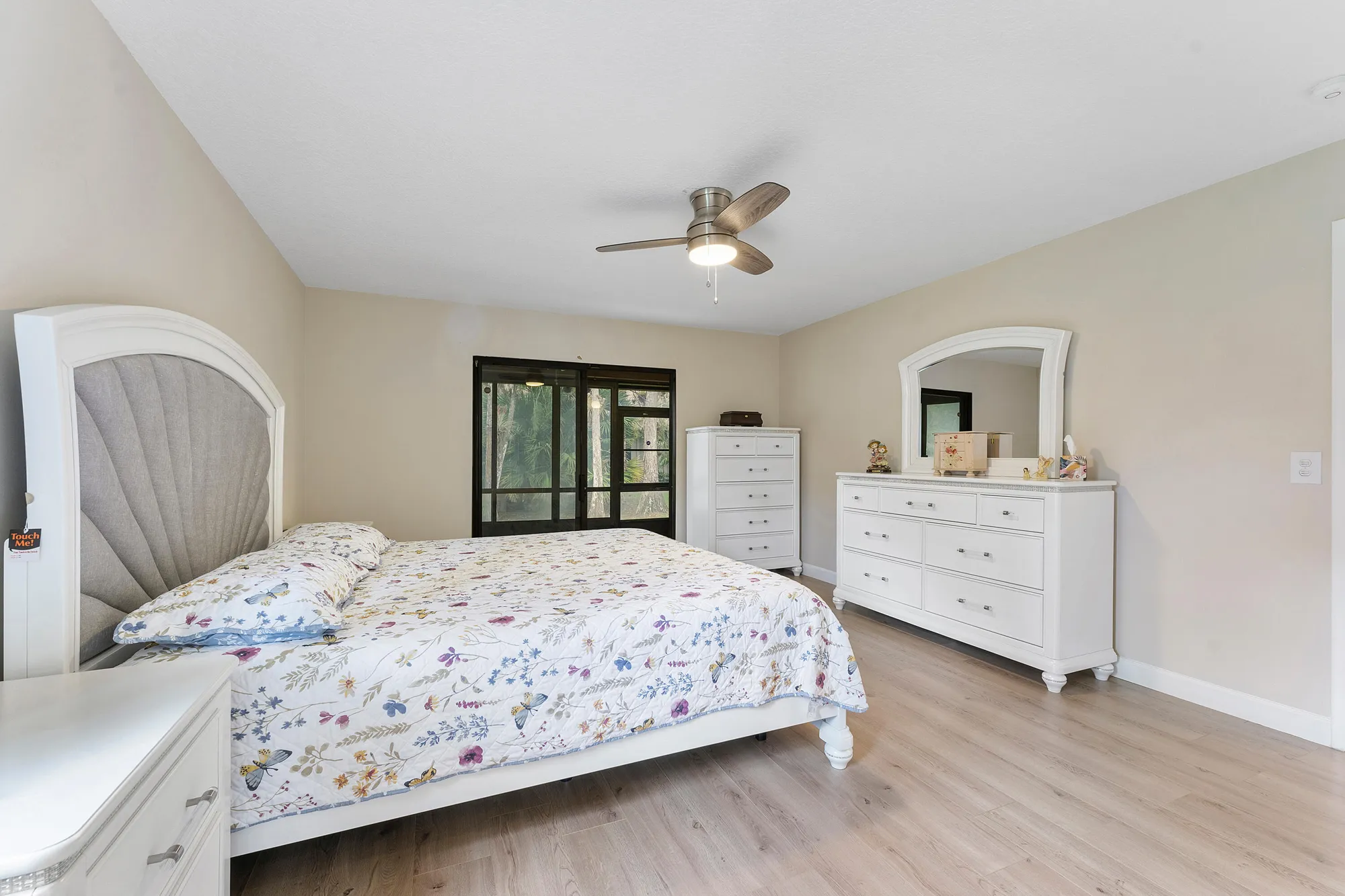 Property Slideshow image 14 of 37 | 319 elmira ct, Royal Palm Beach, FL, 33411