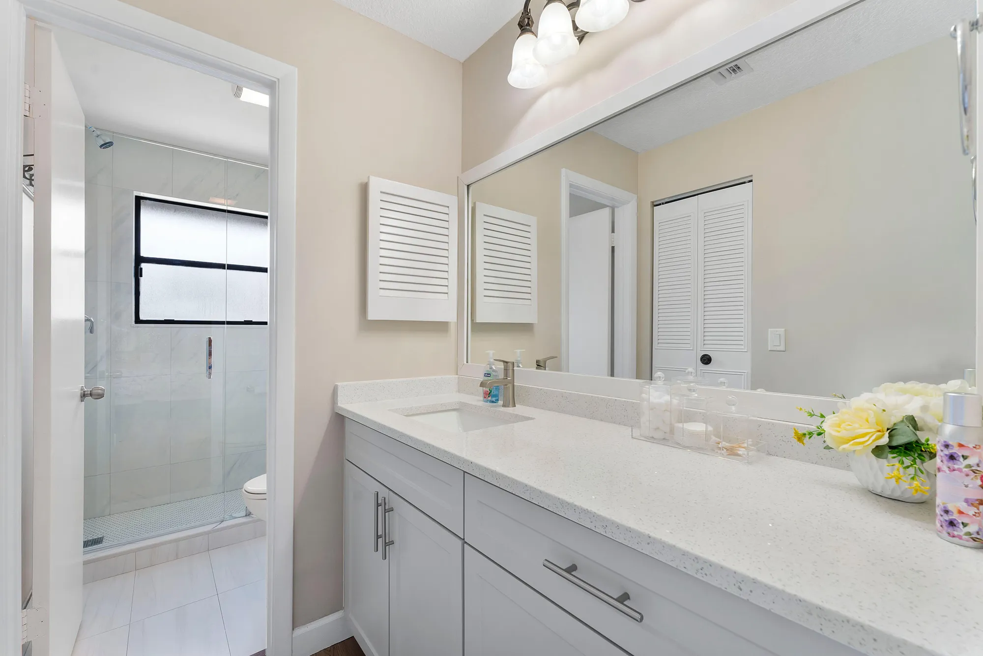 Property Slideshow image 18 of 37 | 319 elmira ct, Royal Palm Beach, FL, 33411