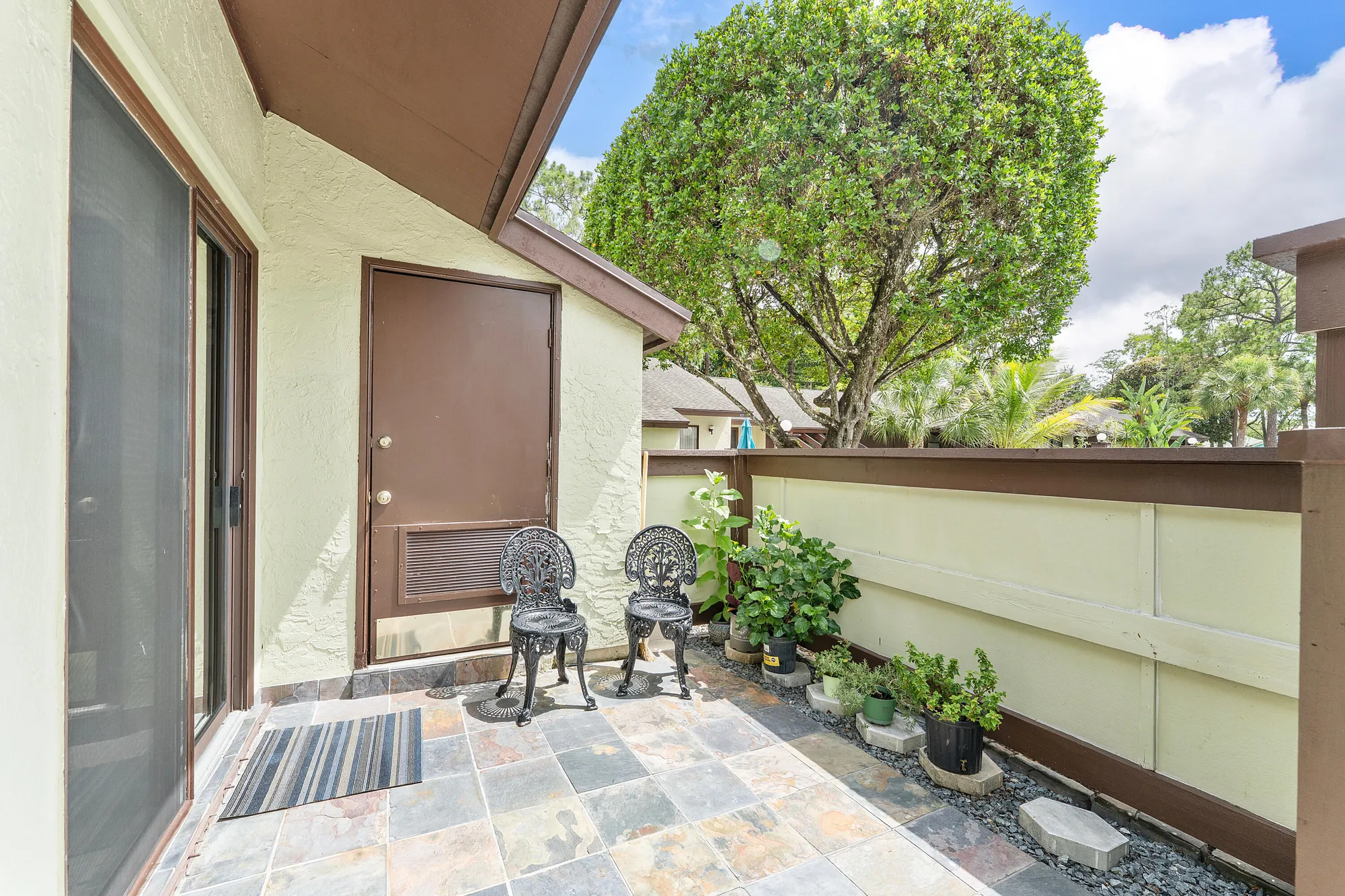 Property Slideshow image 24 of 37 | 319 elmira ct, Royal Palm Beach, FL, 33411