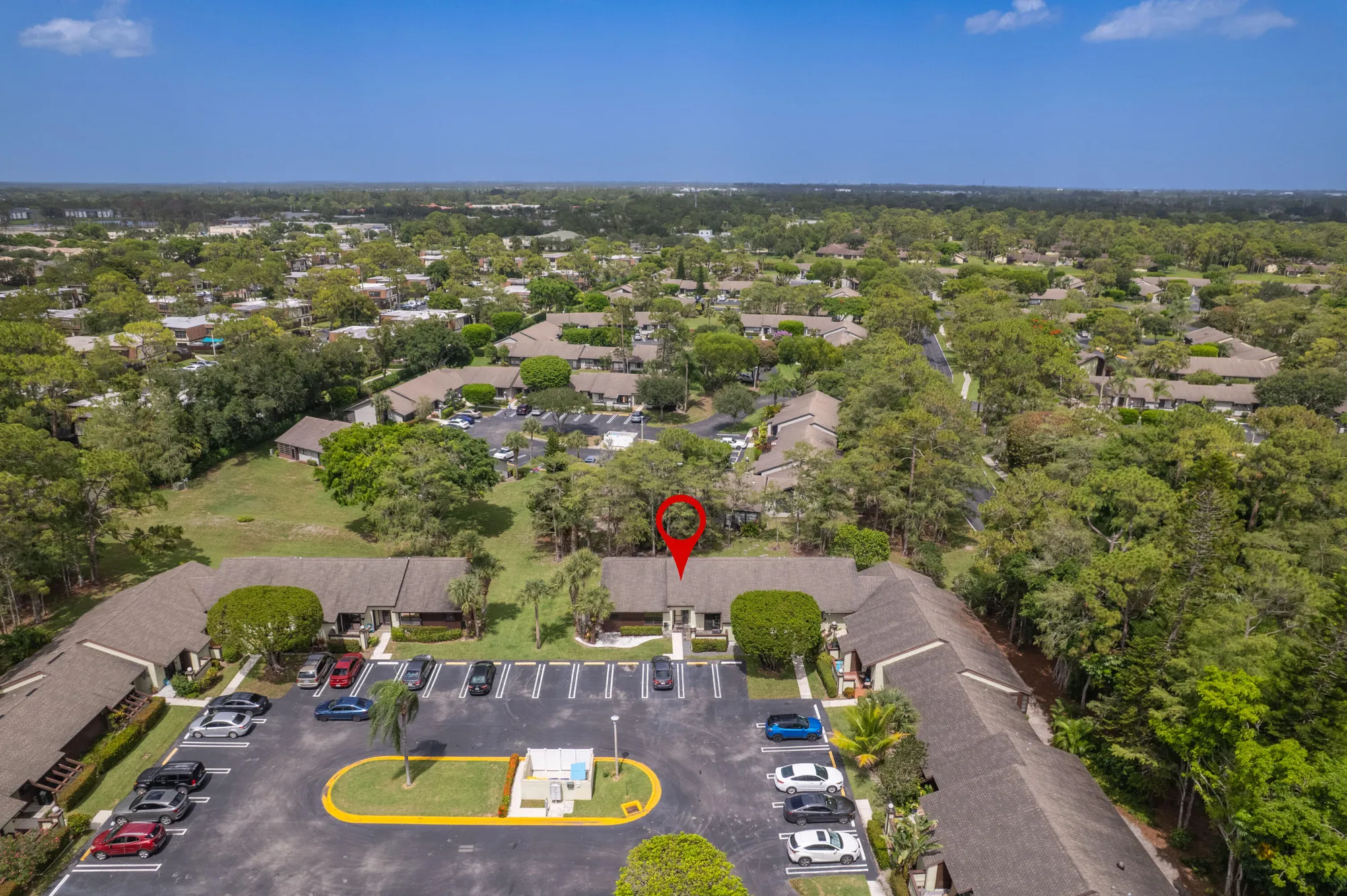 Property Slideshow image 28 of 37 | 319 elmira ct, Royal Palm Beach, FL, 33411