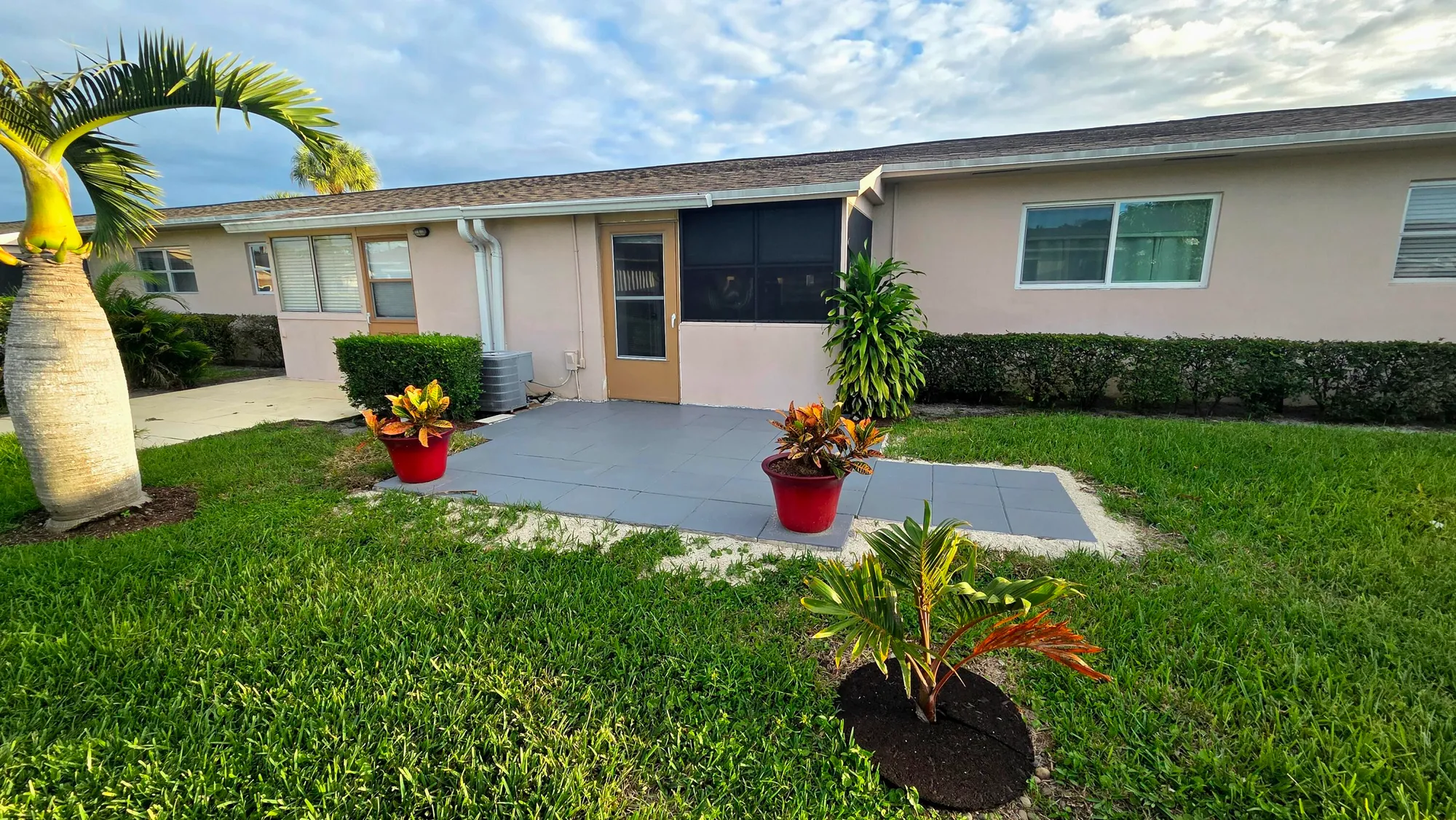 Property Slideshow image 25 of 26 | 2568 dudley dr g, West Palm Beach, FL, 33415