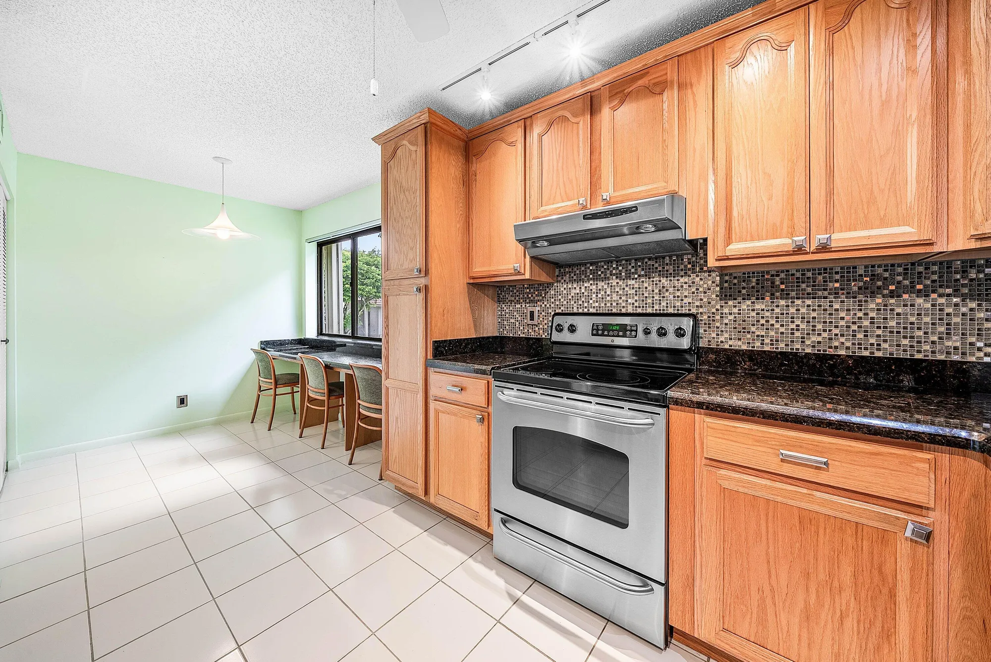 Property Slideshow image 8 of 35 | 5750 fairway park ct apt 201, Boynton Beach, FL, 33437
