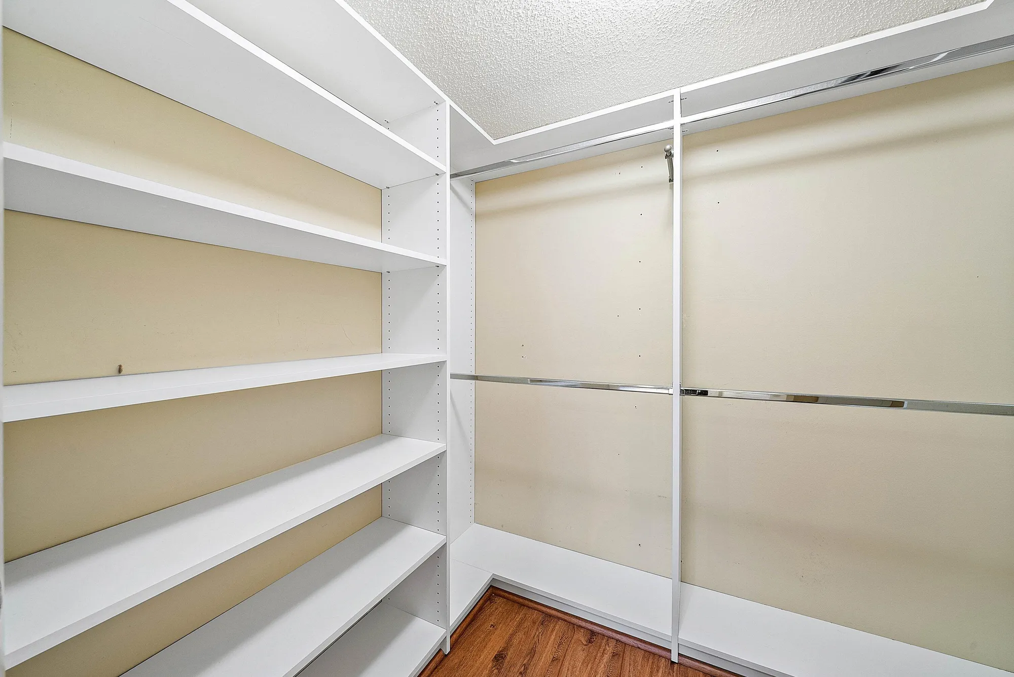 Property Slideshow image 18 of 35 | 5750 fairway park ct apt 201, Boynton Beach, FL, 33437