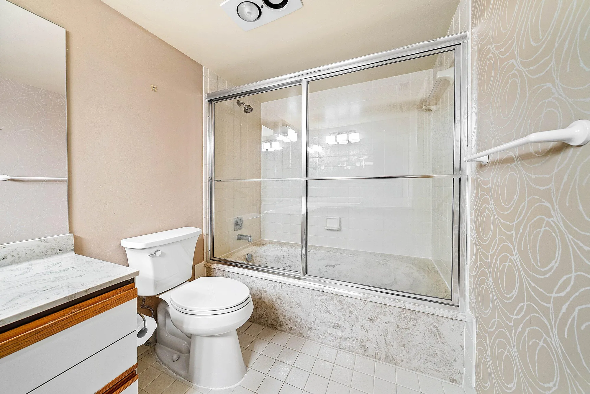 Property Slideshow image 17 of 35 | 5750 fairway park ct apt 201, Boynton Beach, FL, 33437