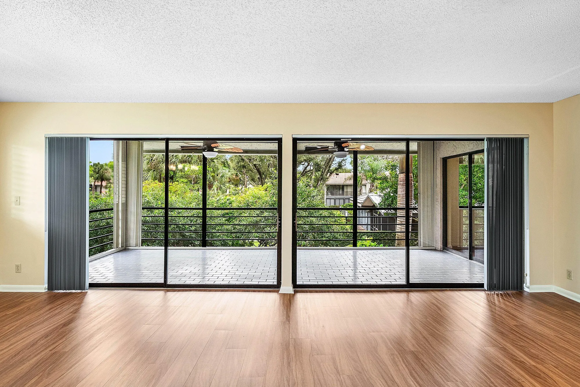 Property Slideshow image 4 of 35 | 5750 fairway park ct apt 201, Boynton Beach, FL, 33437