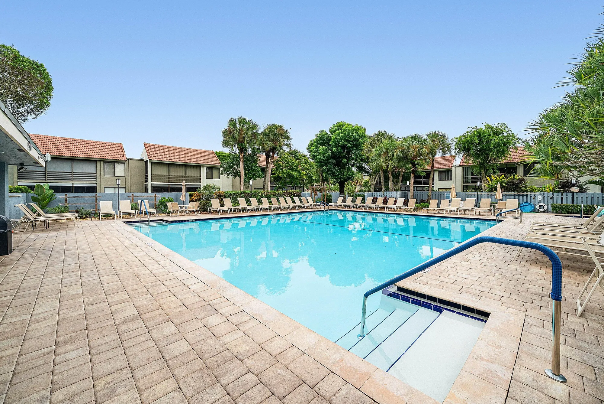 Property Slideshow image 34 of 35 | 5750 fairway park ct apt 201, Boynton Beach, FL, 33437