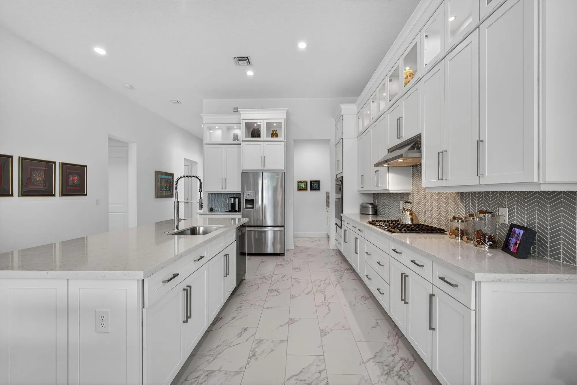 Property Slideshow image 6 of 88 | 10050 regency way, Palm Beach Gardens, FL, 33412