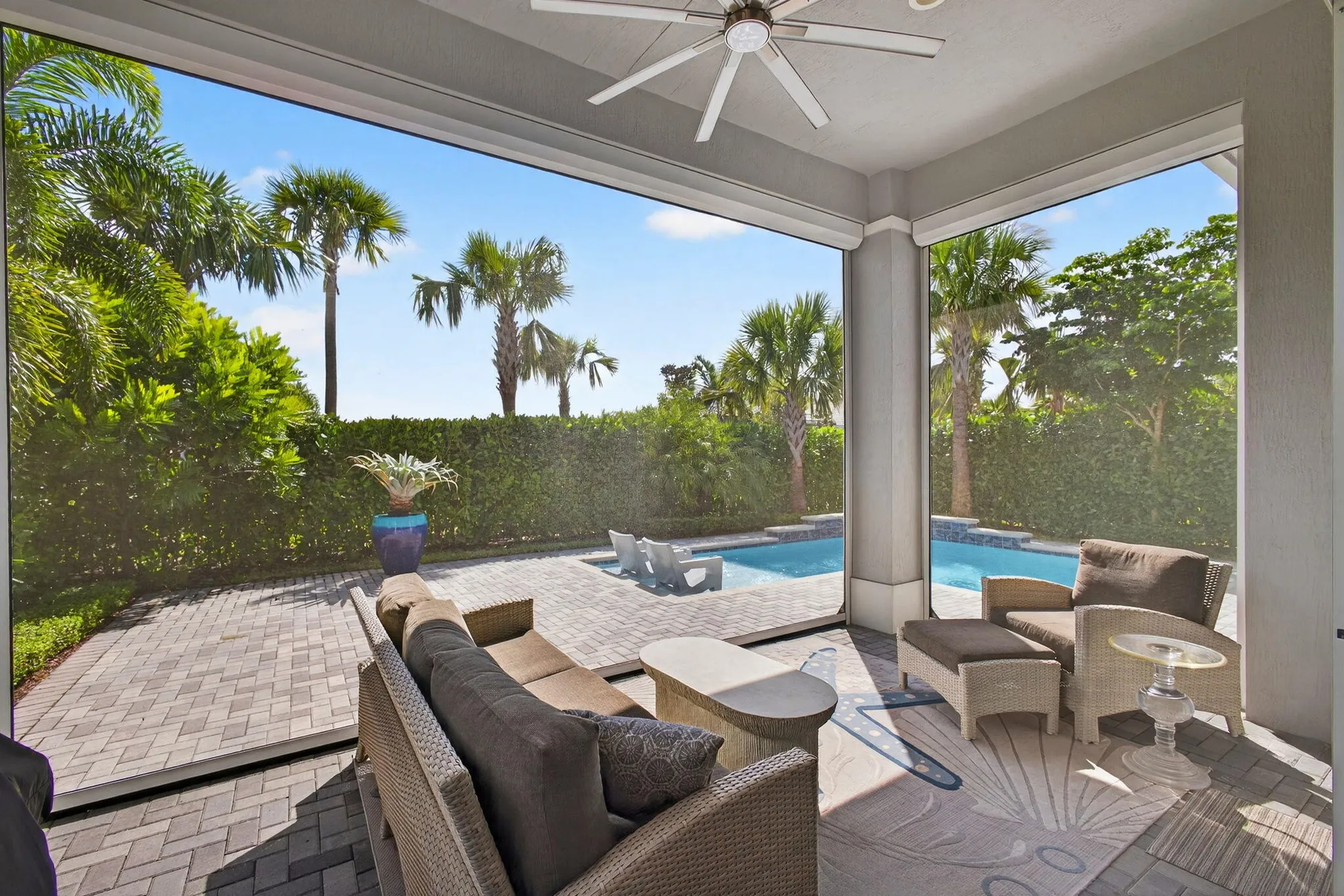 Property Slideshow image 51 of 88 | 10050 regency way, Palm Beach Gardens, FL, 33412