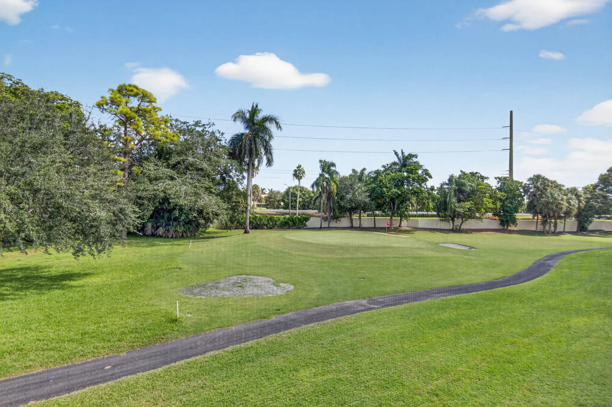 Property Slideshow image 22 of 28 | 5055 oak hill ln 222, Delray Beach, FL, 33484