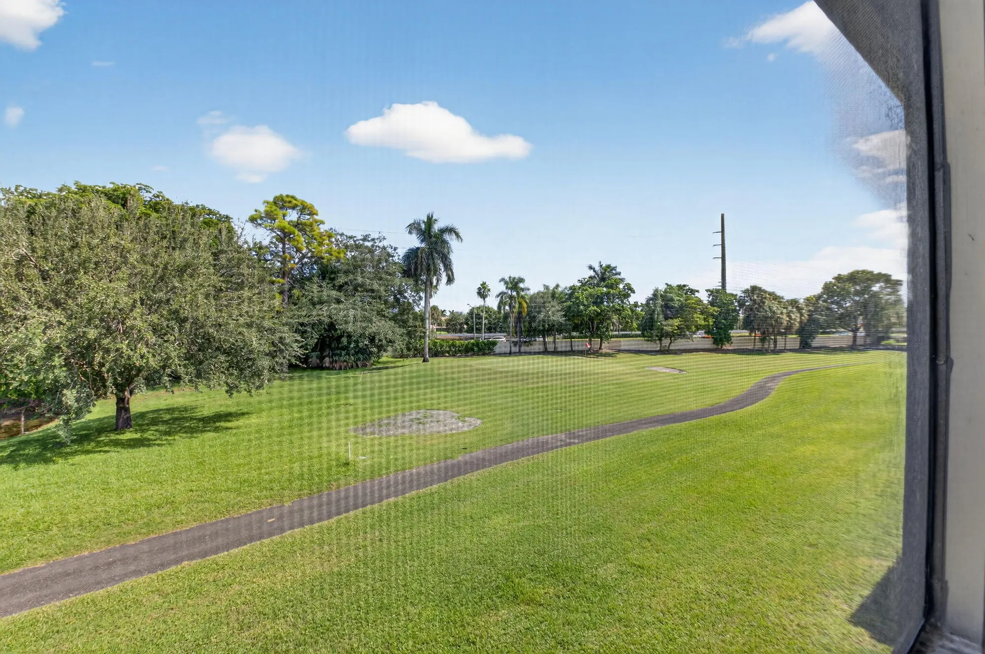 Property Slideshow image 24 of 28 | 5055 oak hill ln 222, Delray Beach, FL, 33484