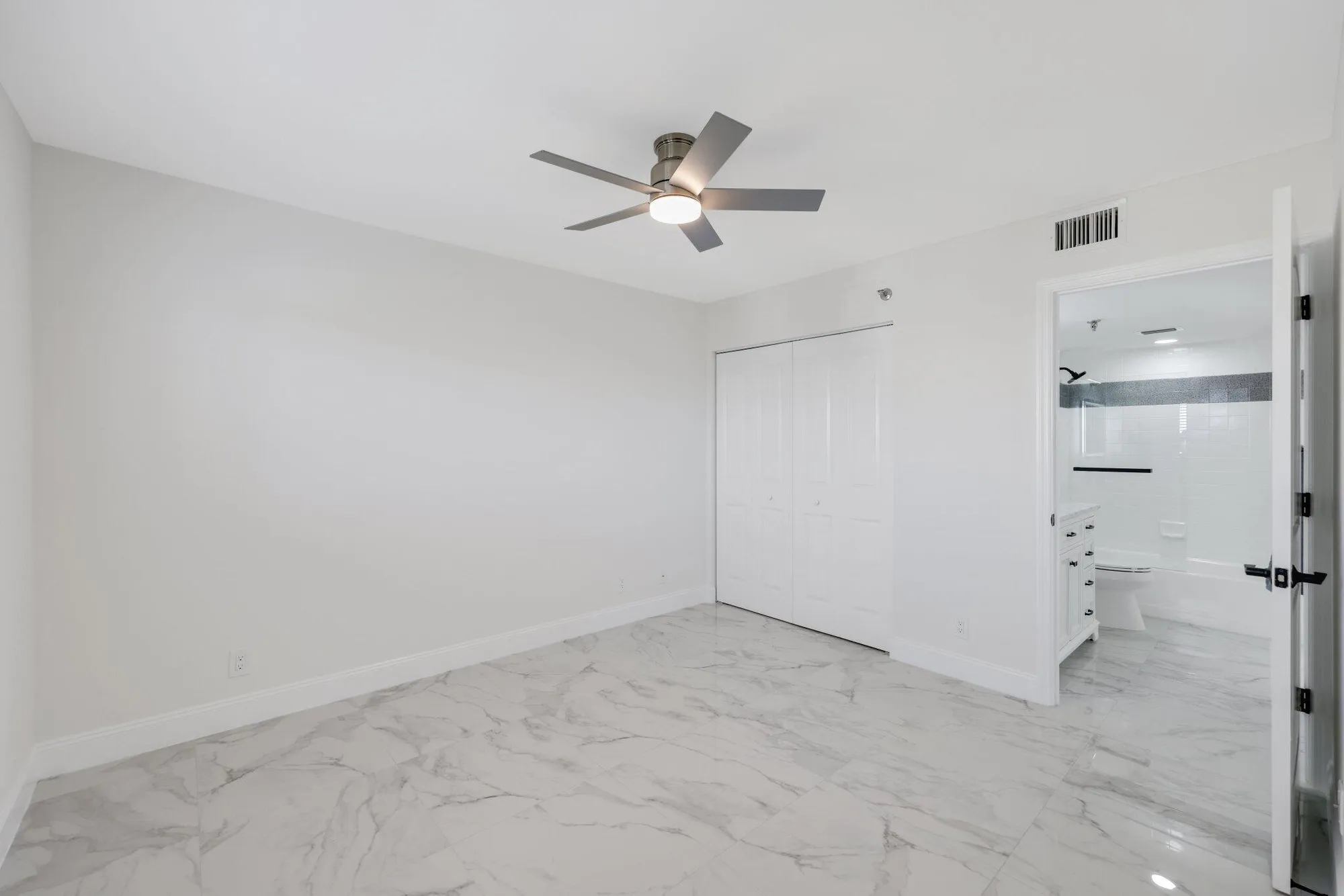 Property Slideshow image 22 of 54 | 7290 kinghurst dr 709, Delray Beach, FL, 33446