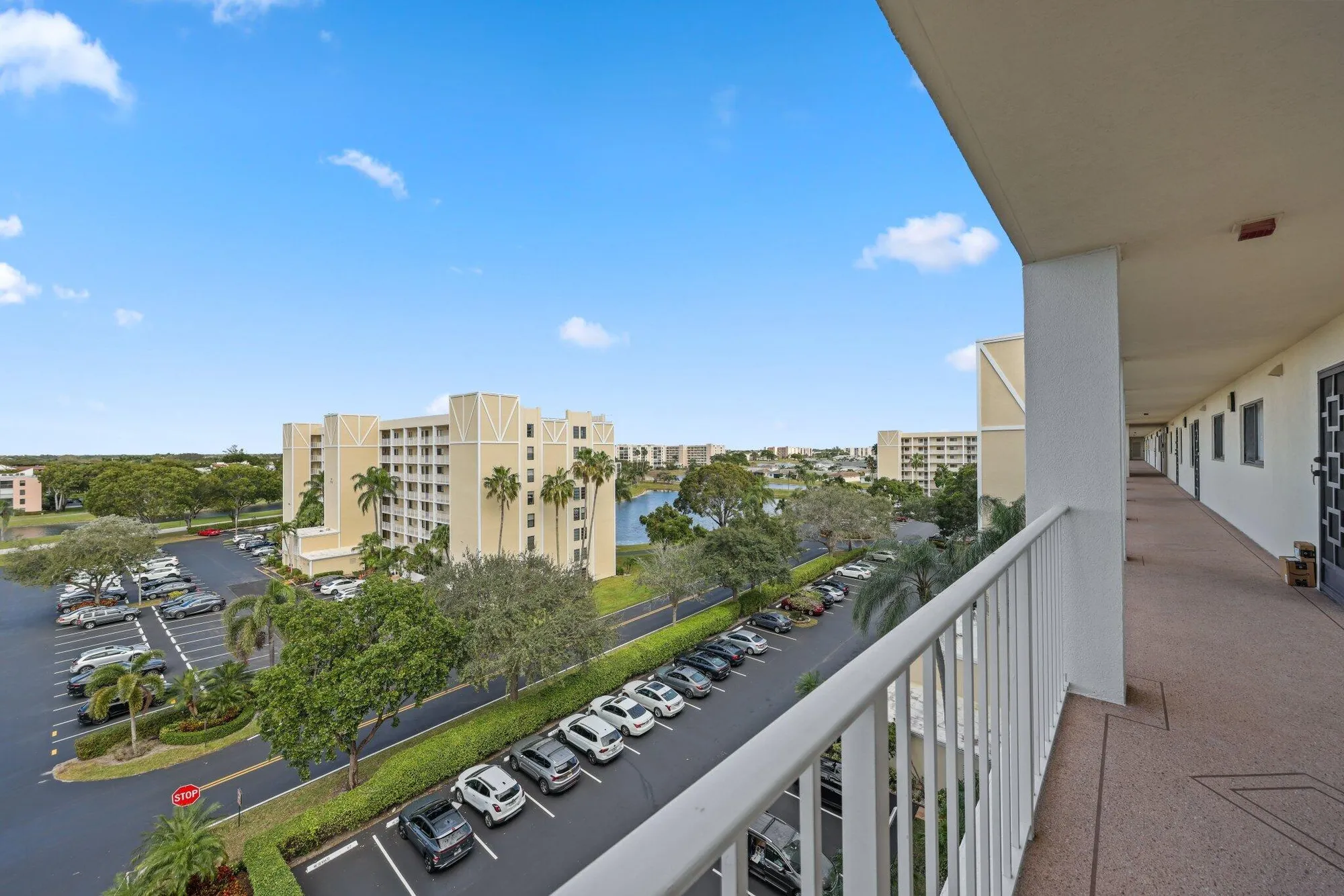 Property Slideshow image 32 of 54 | 7290 kinghurst dr 709, Delray Beach, FL, 33446