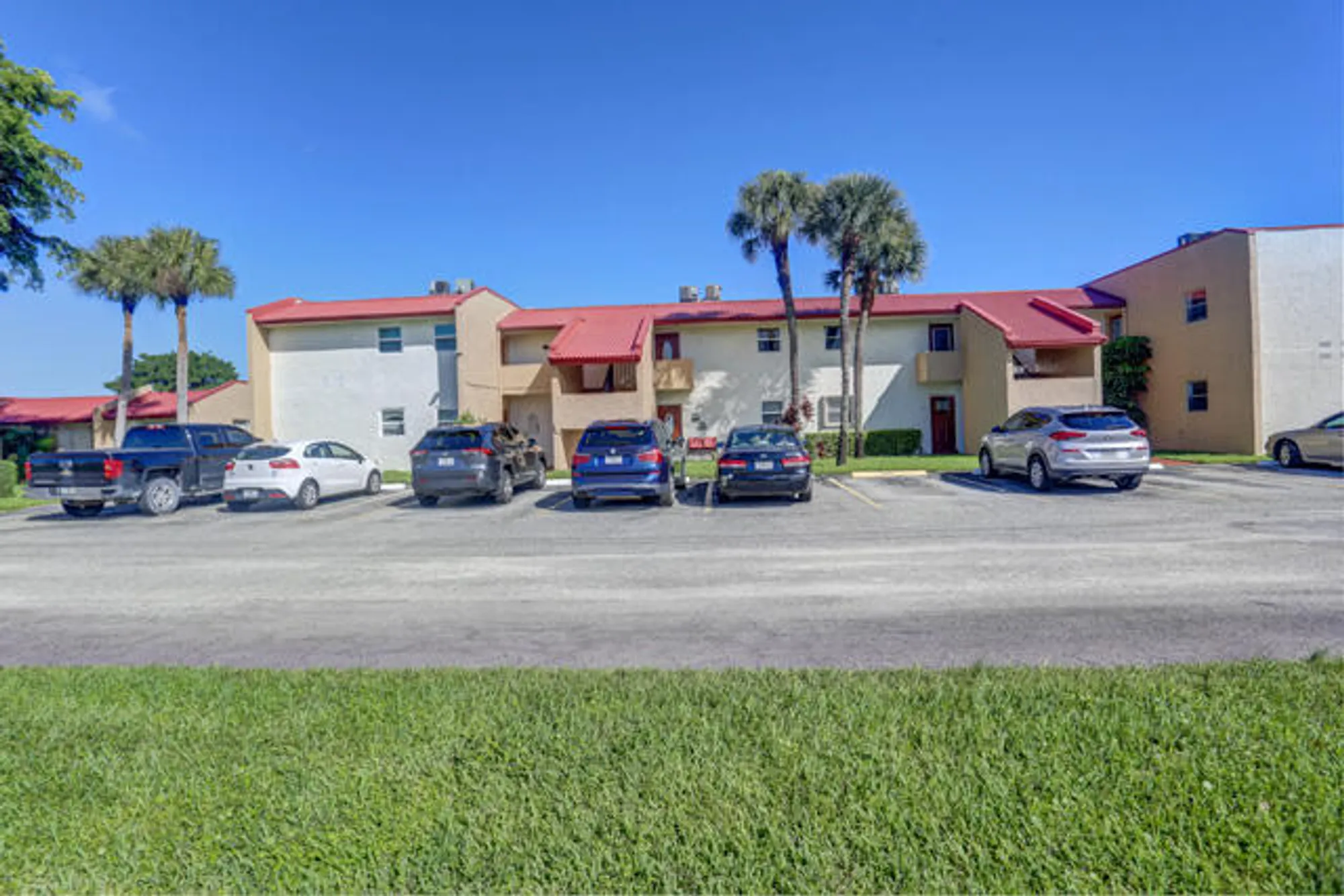 Property Slideshow image 32 of 34 | 235 golden river dr, West Palm Beach, FL, 33411